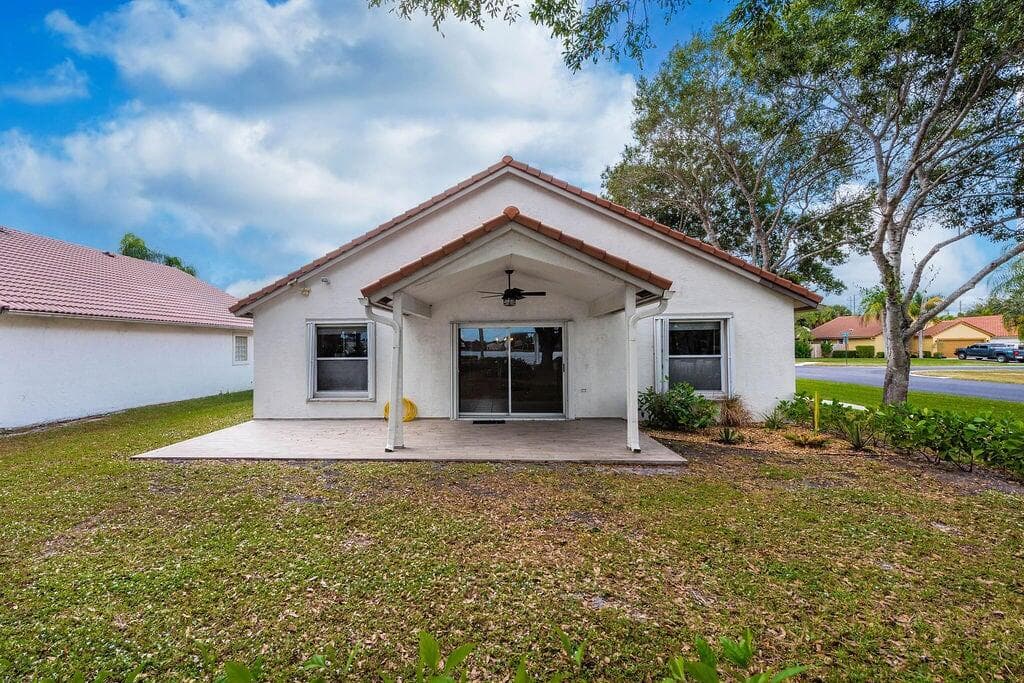 1975 Oak Berry Circle, Wellington, FL 33414 — photo 27 of 39