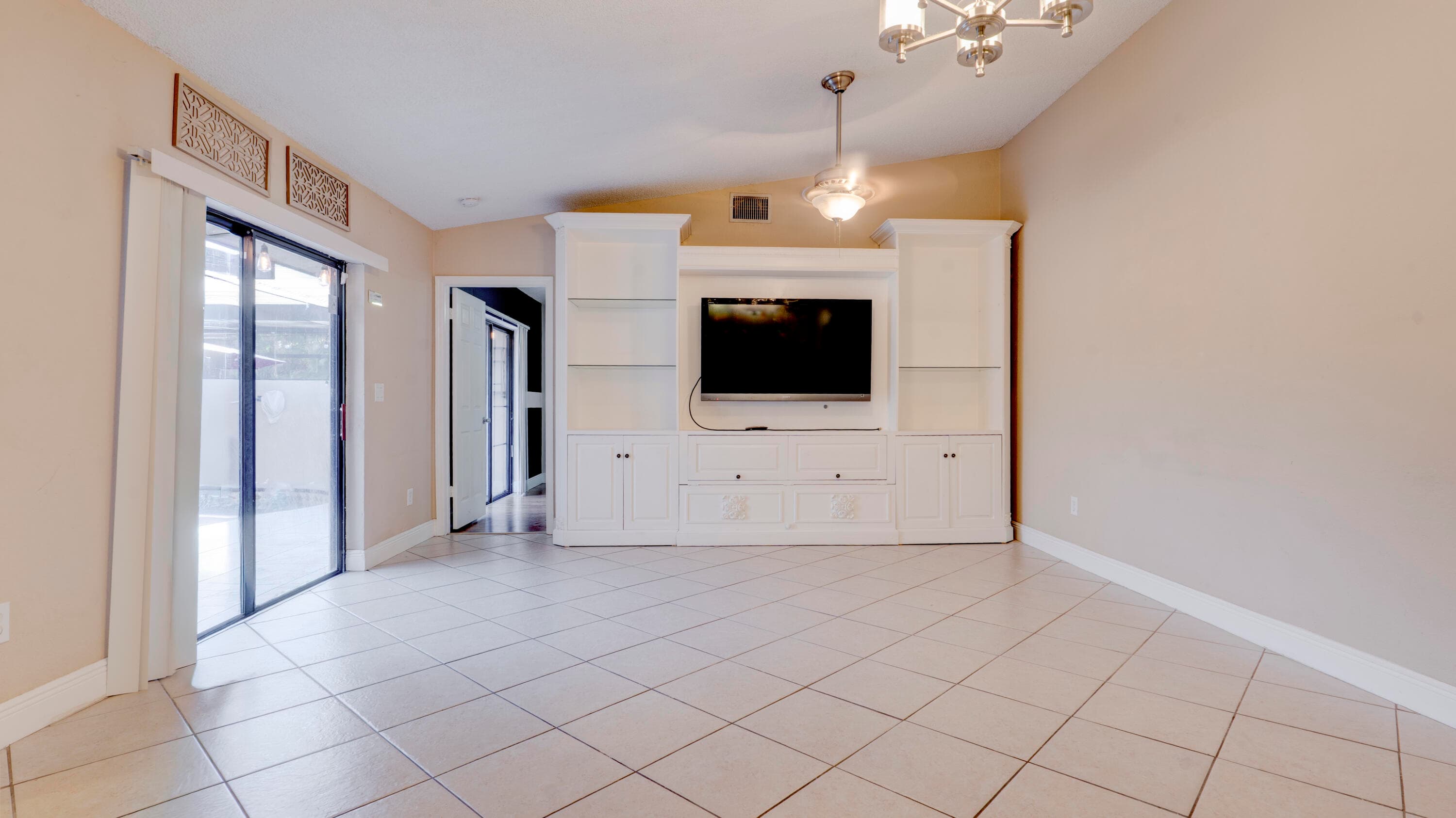 4782 Sunny Palm Circle D, West Palm Beach, FL 33415 — photo 8 of 64