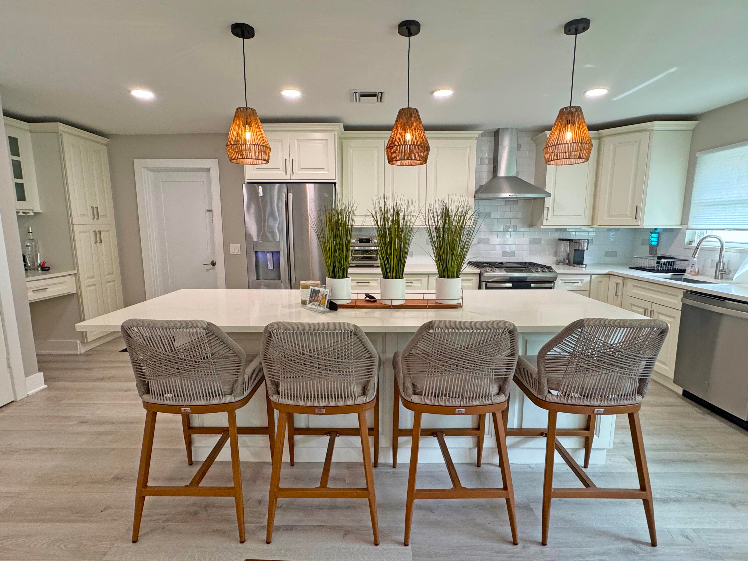 106 Periwinkle Drive, Hypoluxo, FL 33462 — photo 3 of 46
