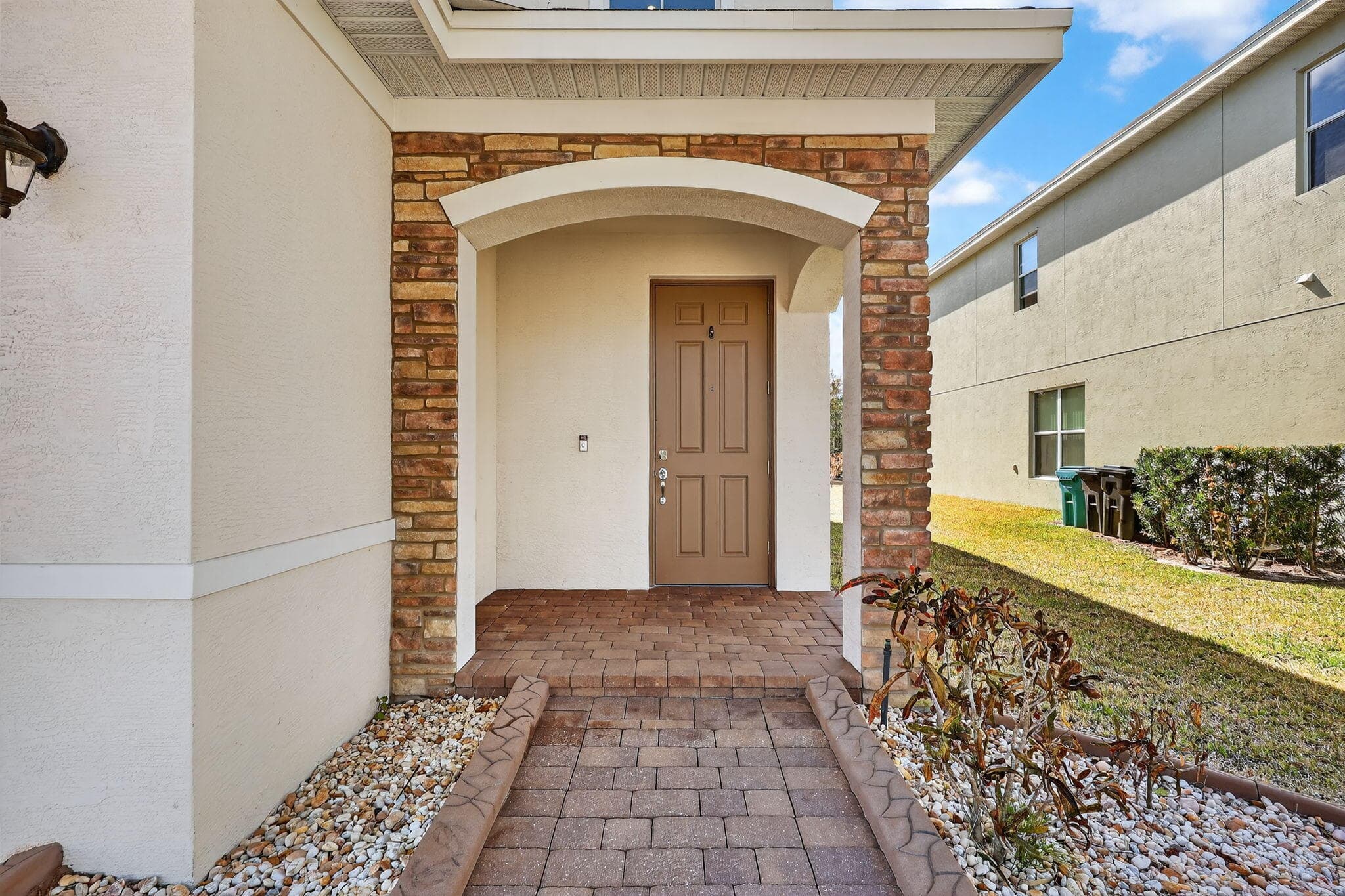 1609 NW Cataluna Cir Circle, Port St. Lucie, FL 34986 — photo 4 of 73