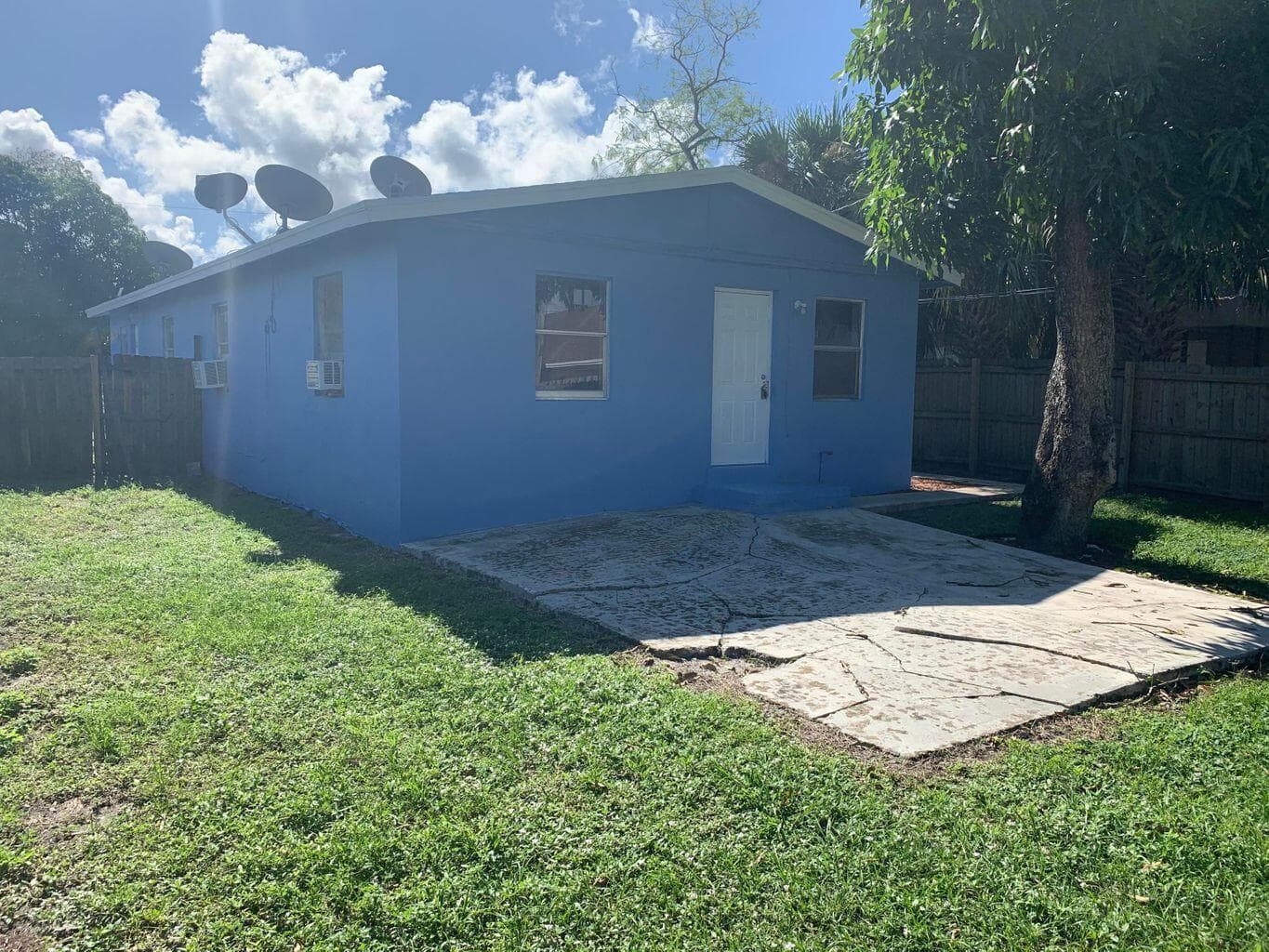 1017 13th Street, West Palm Beach, FL 33401 — photo 3 of 6