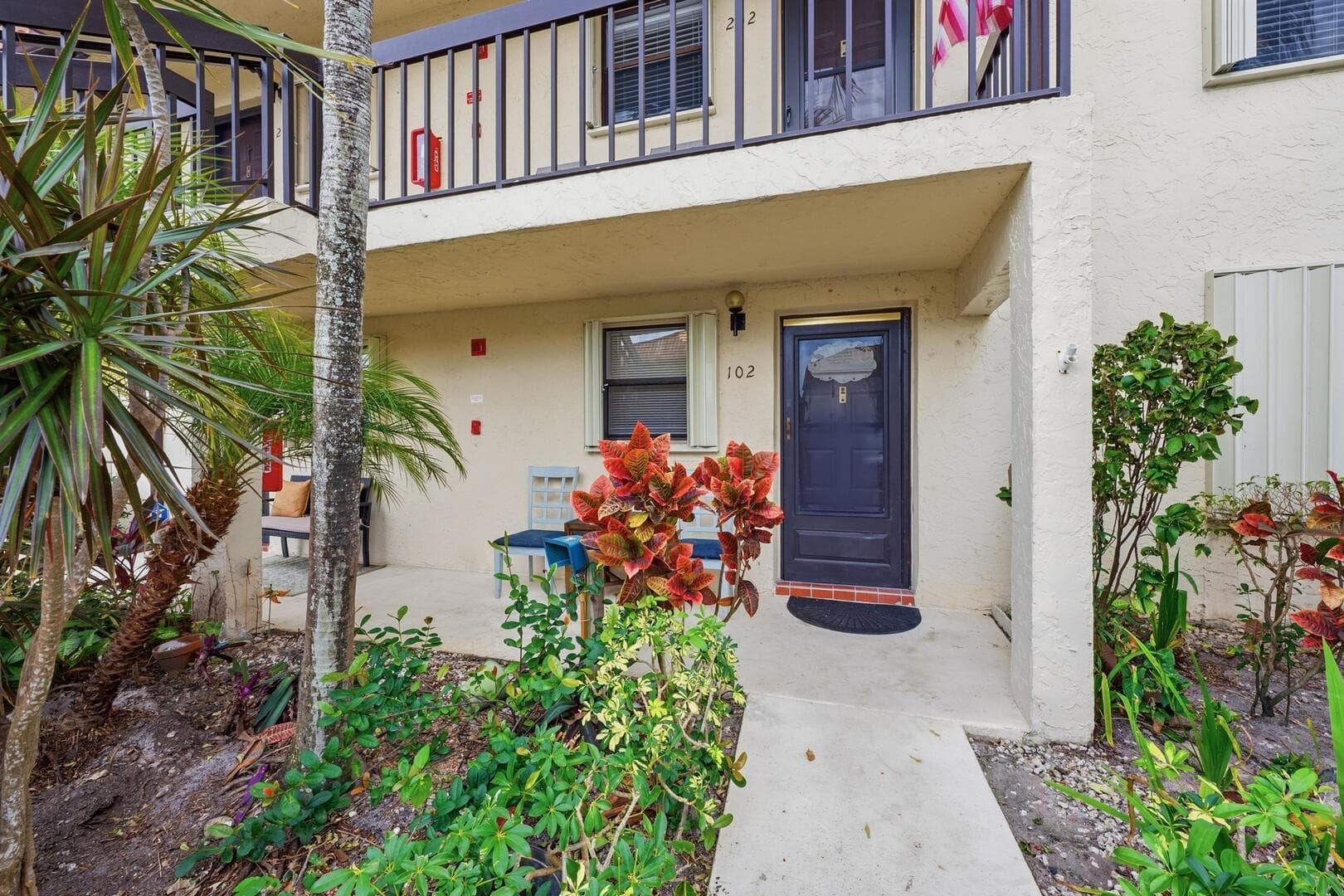7142 Golf Colony Court 102, Lake Worth, FL 33467 — photo 3 of 24