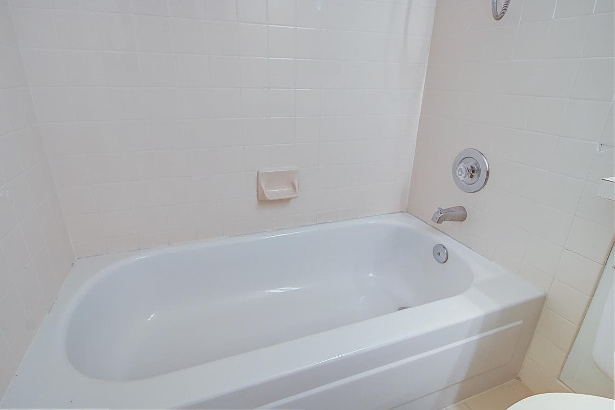 44 Essex Court B, Royal Palm Beach, FL 33411 — photo 28 of 37