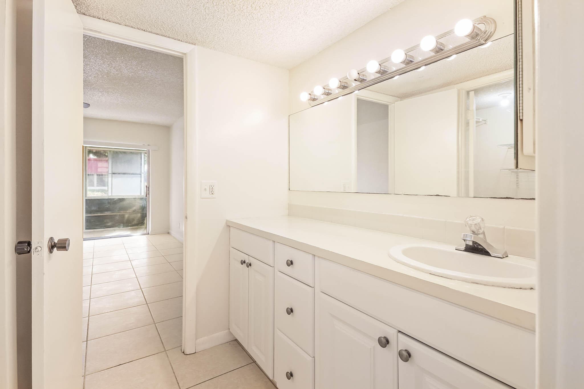 12013 Greenway Cir S 110, Royal Palm Beach, FL 33411 — photo 5 of 42