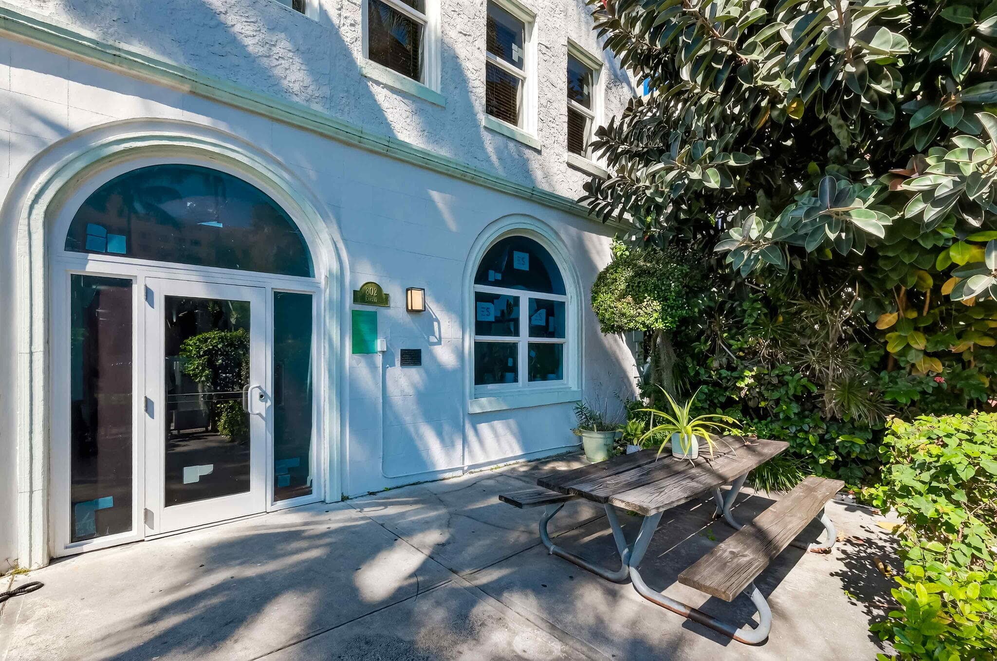 802 Euclid Avenue 104, Miami Beach, FL 33139 — photo 4 of 26