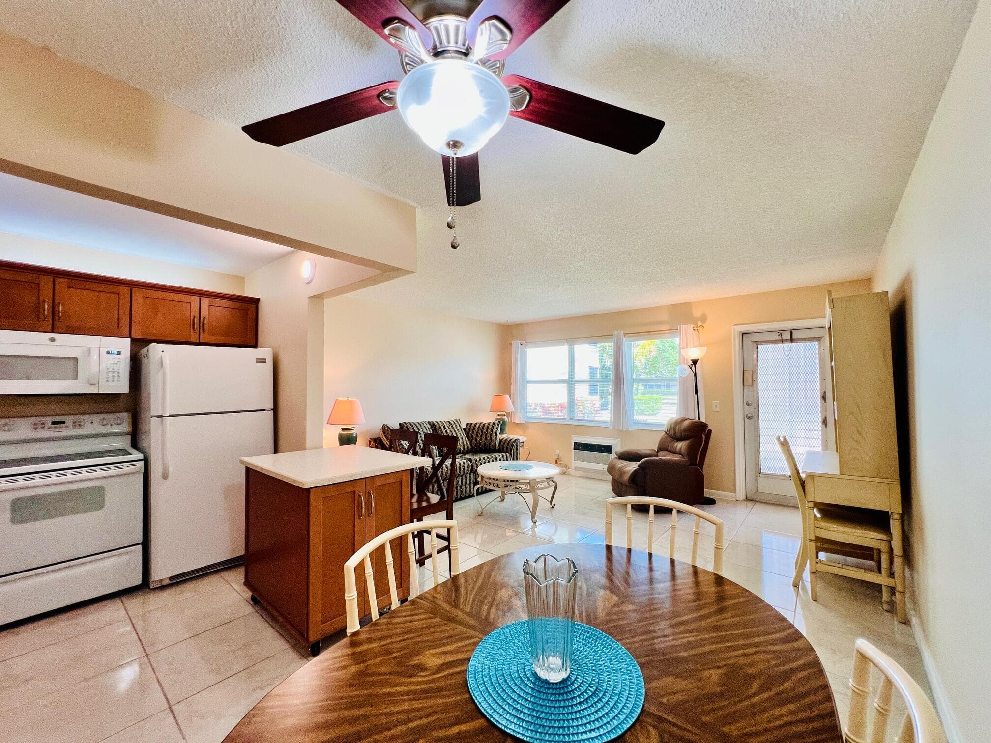 312 Northampton P, West Palm Beach, FL 33417 — photo 3 of 14