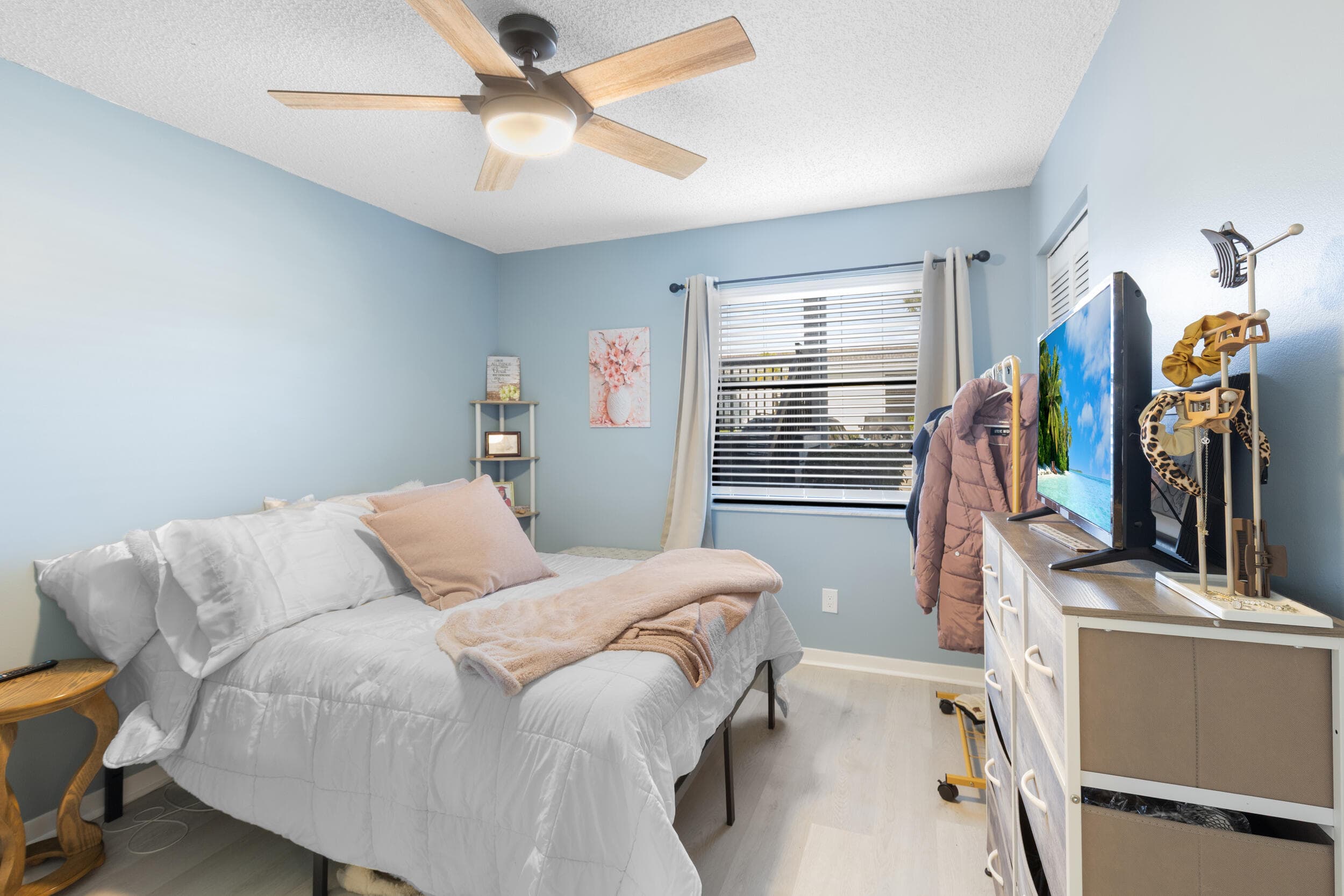 1270 SE Parkview Place B5, Stuart, FL 34994 — photo 2 of 38