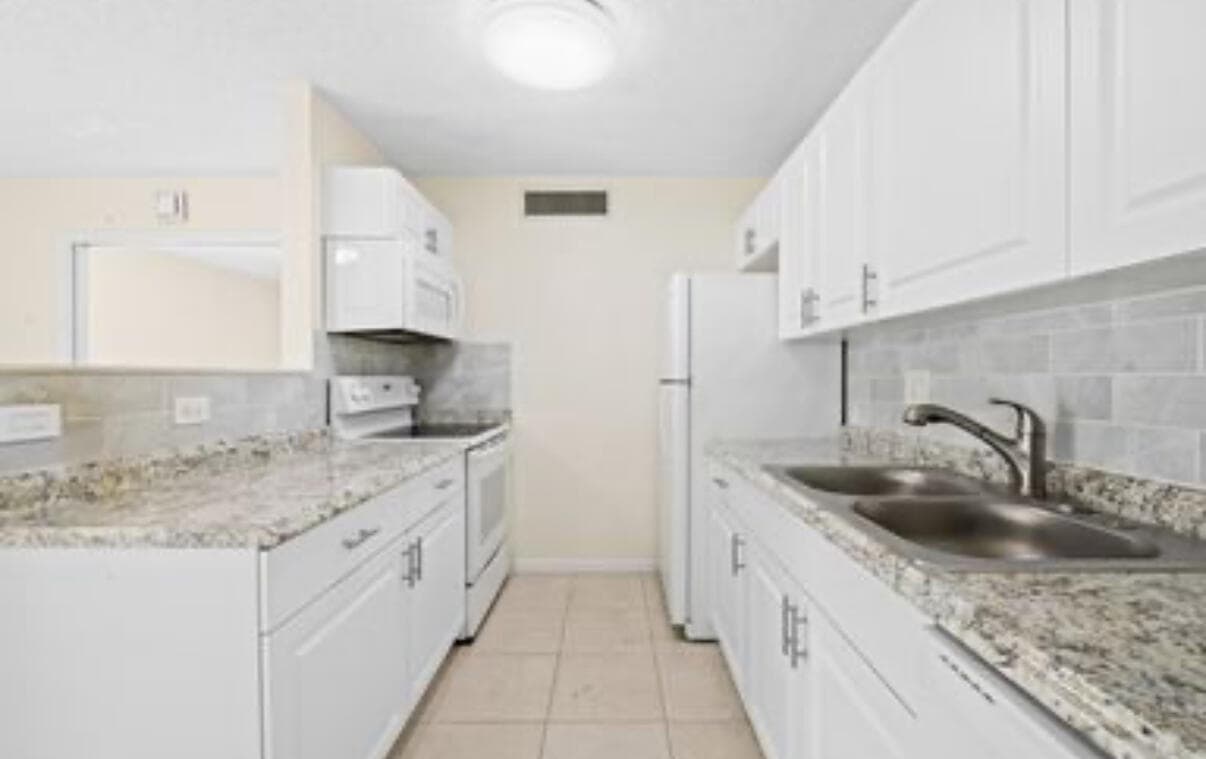 631 Executive Center Drive K104, West Palm Beach, FL 33401 — photo 4 of 14