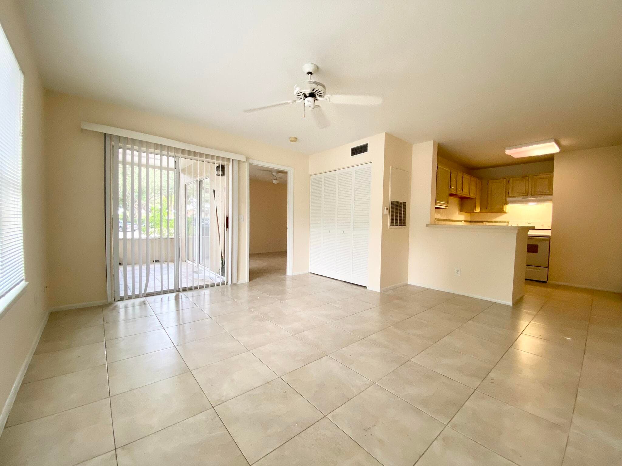 1725 Palm Cove Boulevard 104, Delray Beach, FL 33445 — photo 4 of 36