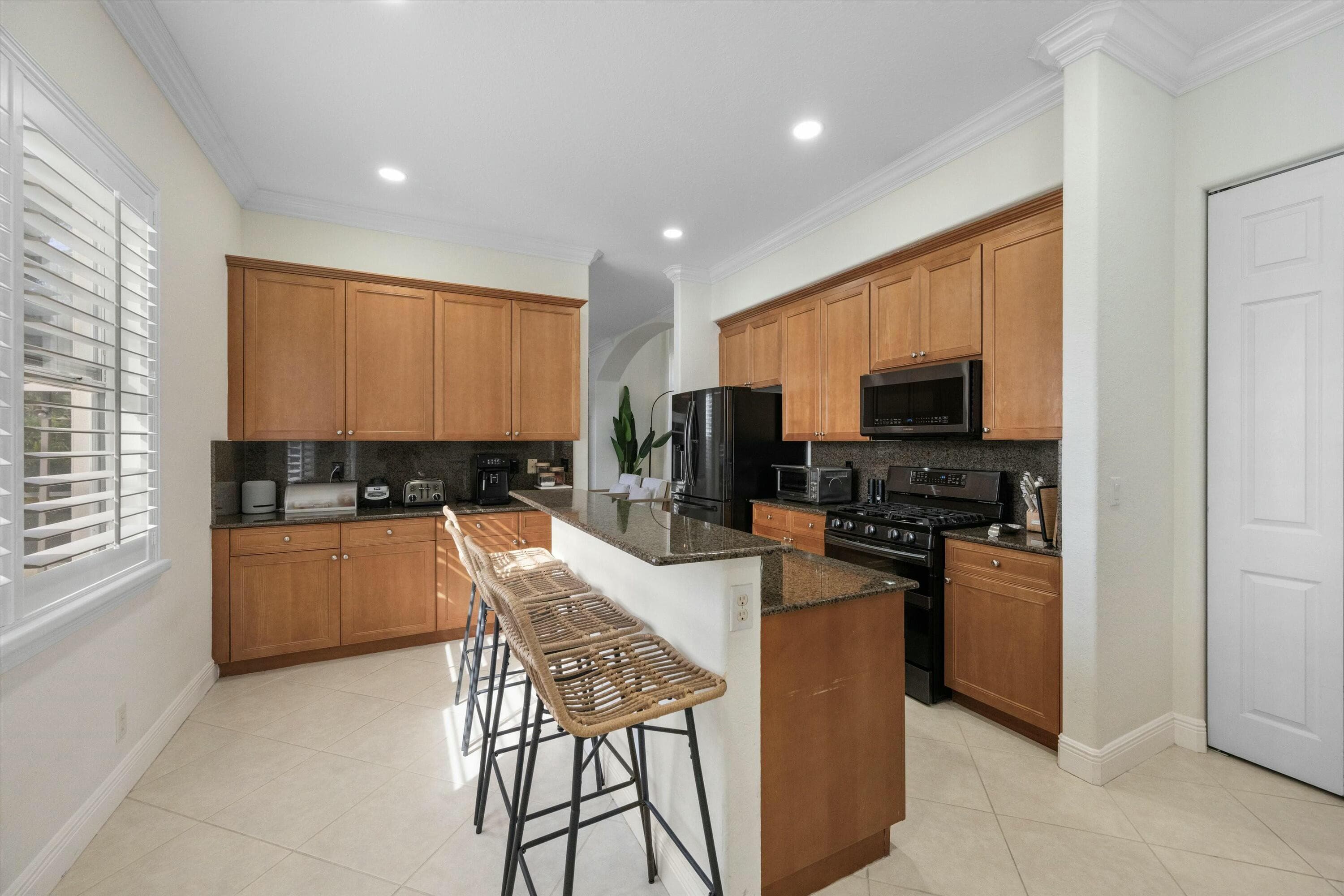 1386 Beacon Circle, Wellington, FL 33414 — photo 10 of 33