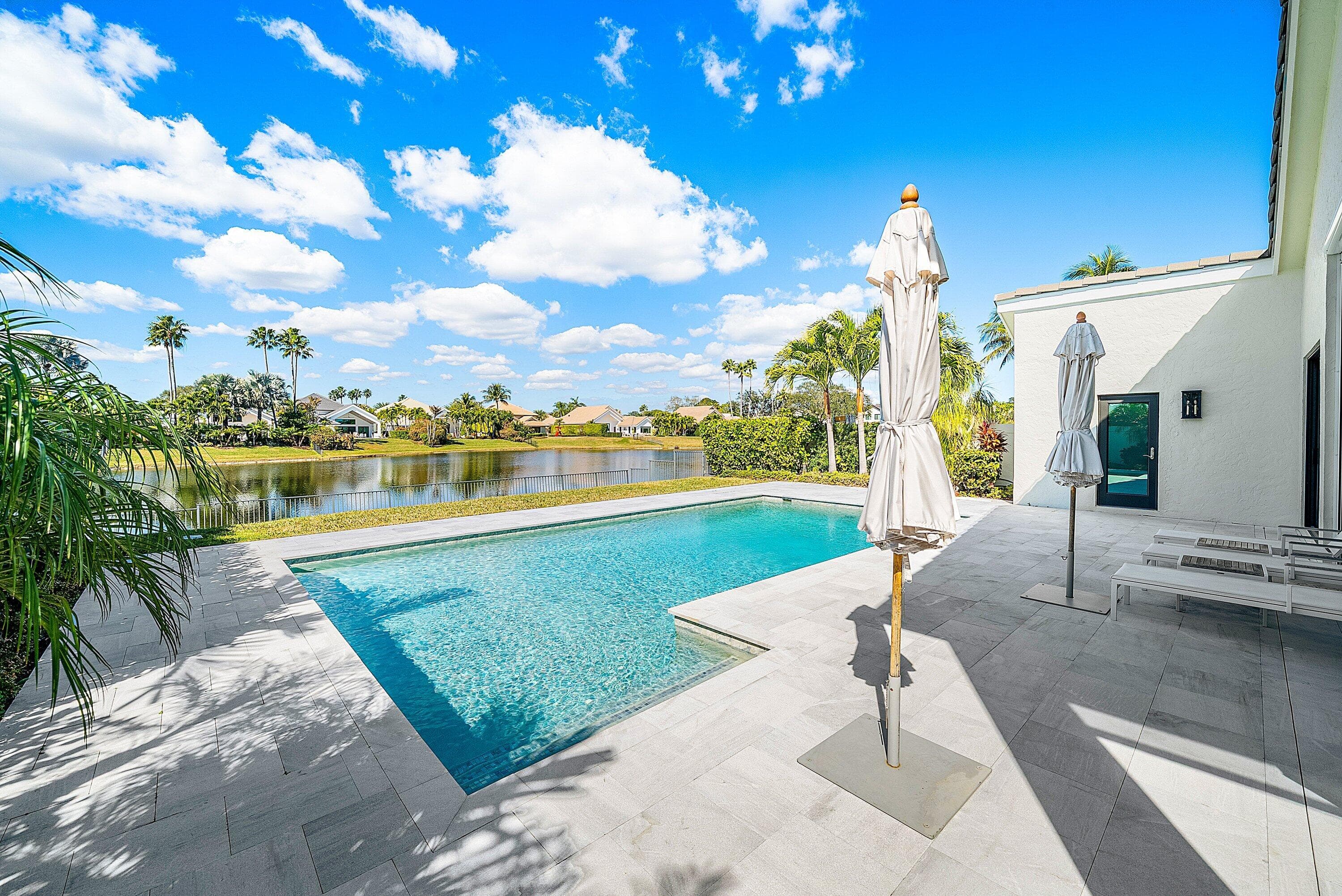 13765 Le Havre Drive, Palm Beach Gardens, FL 33410 — photo 5 of 60