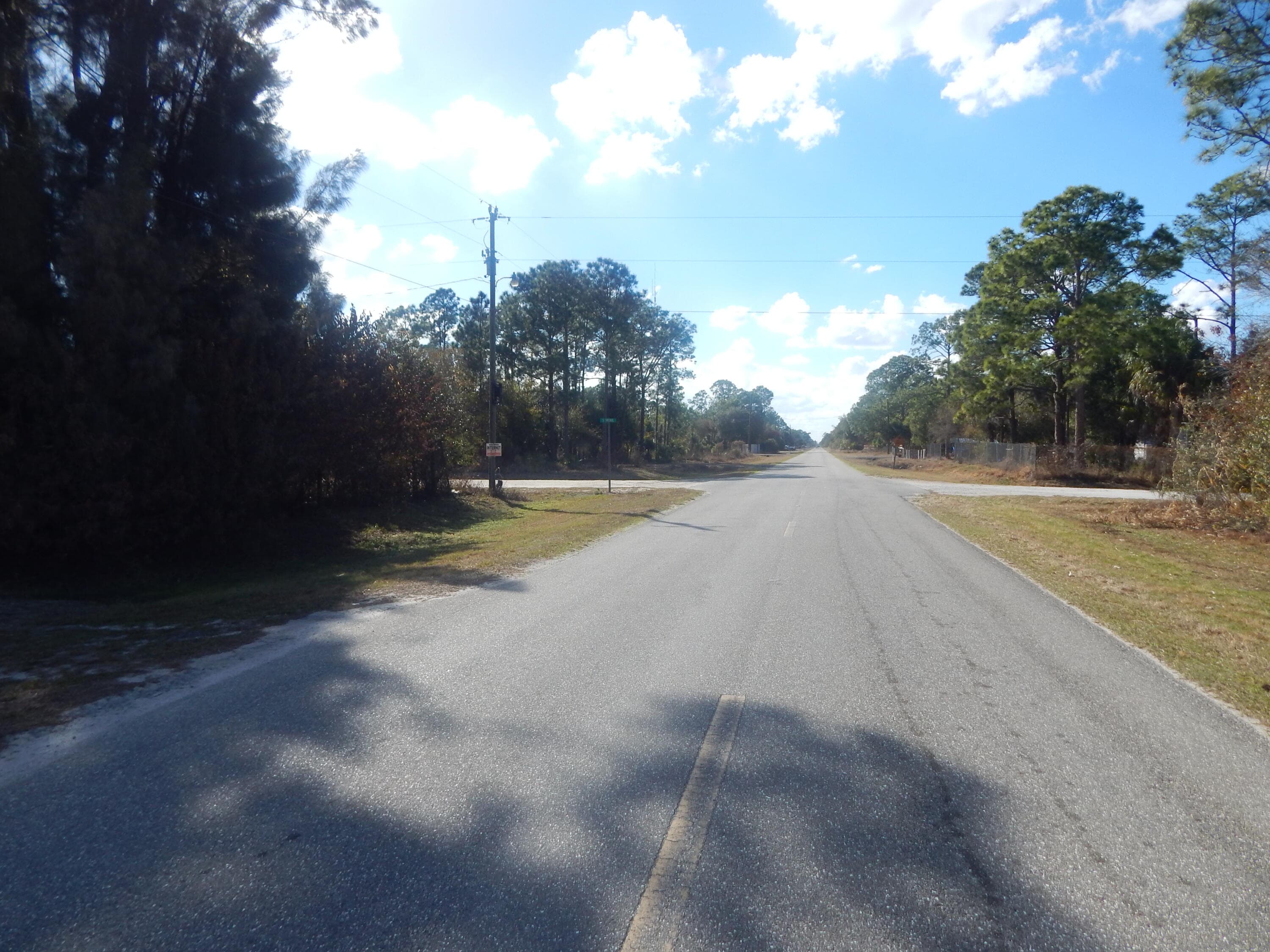 581 Avenida Del Sur, Clewiston, FL 33440 — photo 2 of 4