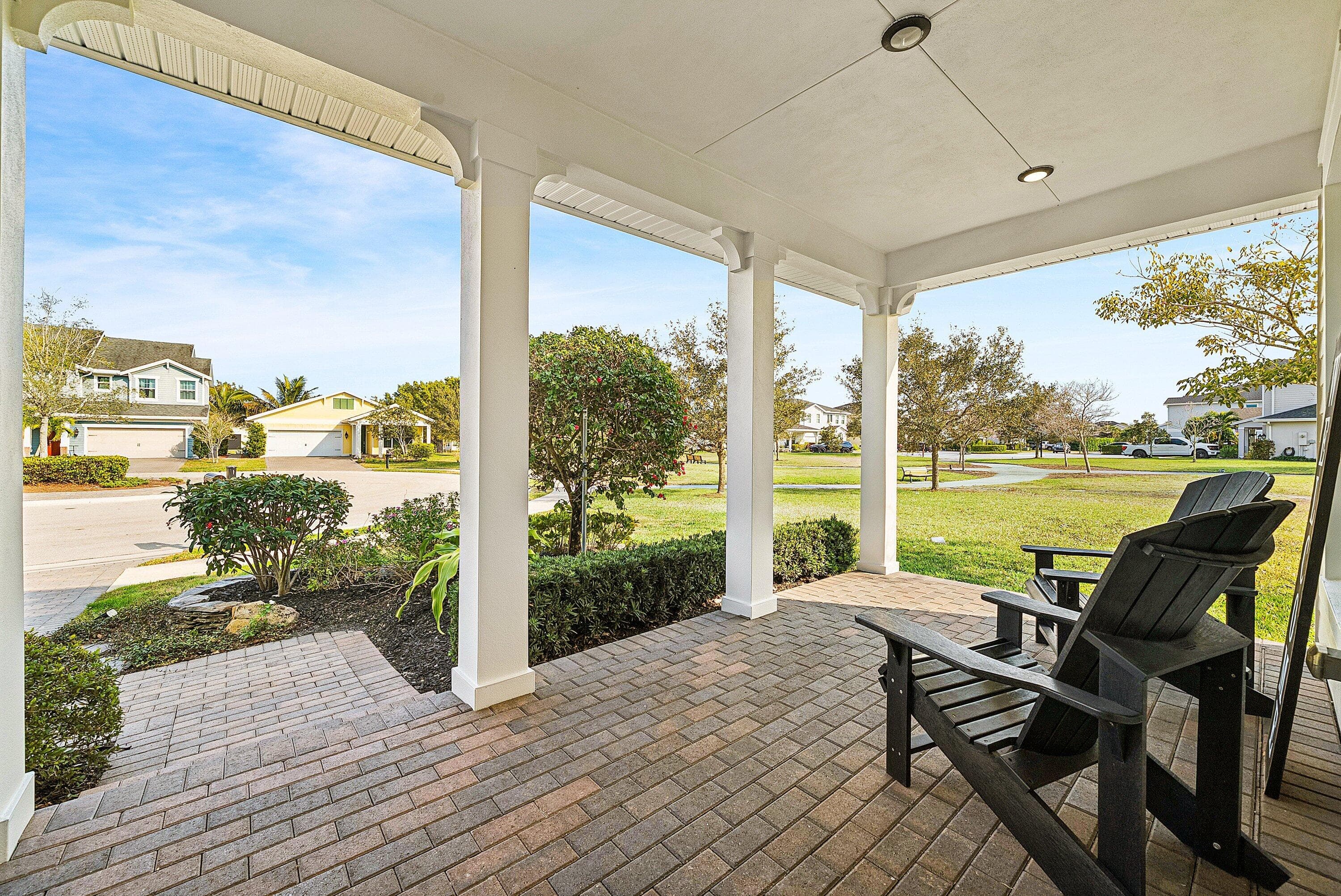 909 Deer Haven Drive, Loxahatchee, FL 33470 — photo 2 of 92