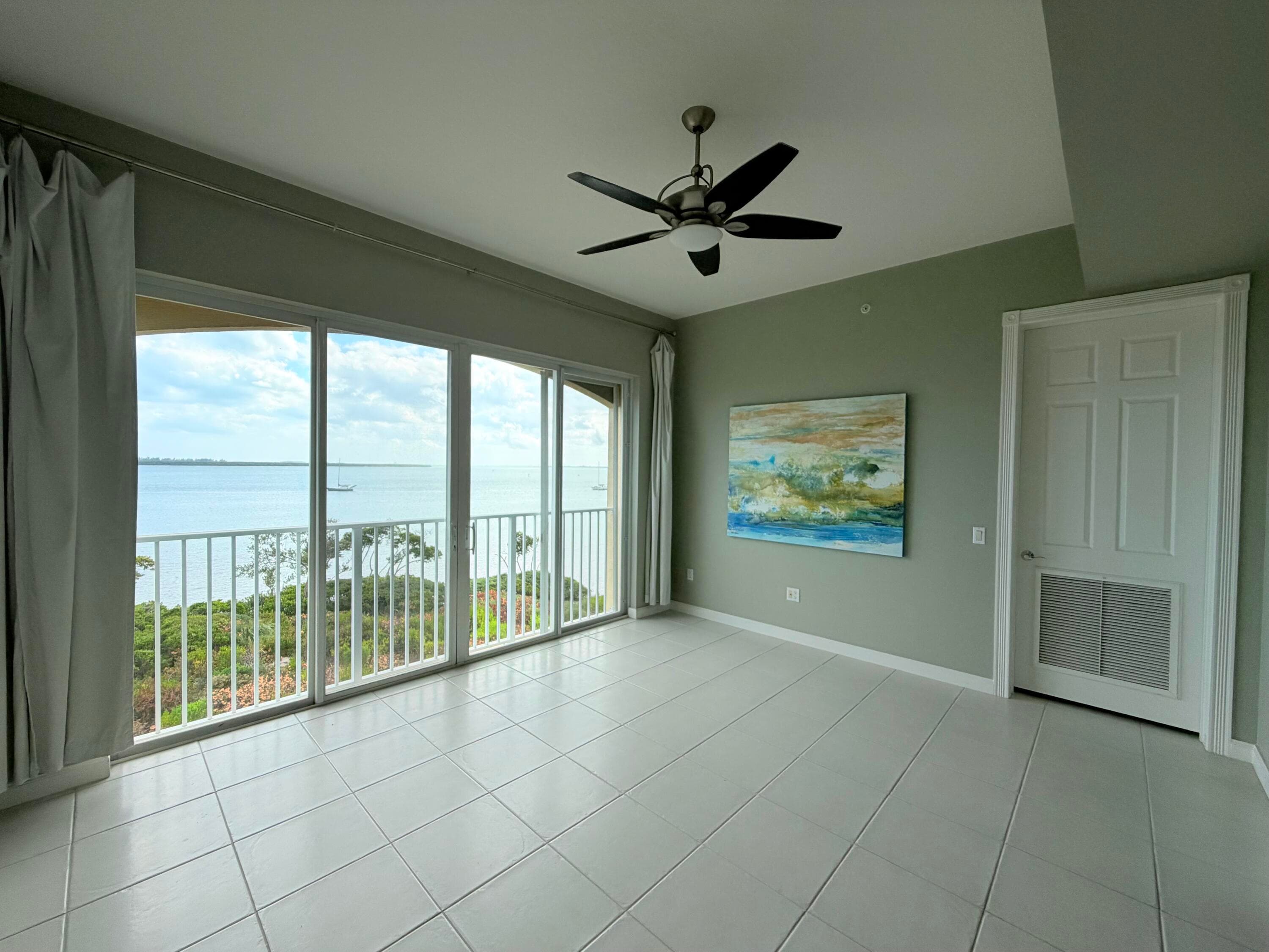 29 Harbour Isle Drive W Ph01, Hutchinson Island, FL 34949 — photo 2 of 42