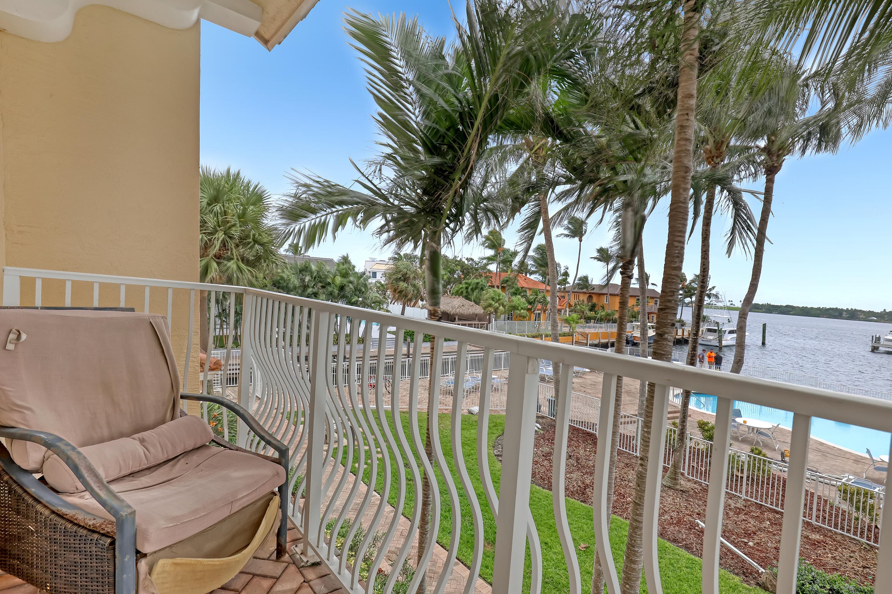 149 Harbors Way, Boynton Beach, FL 33435 — photo 5 of 35