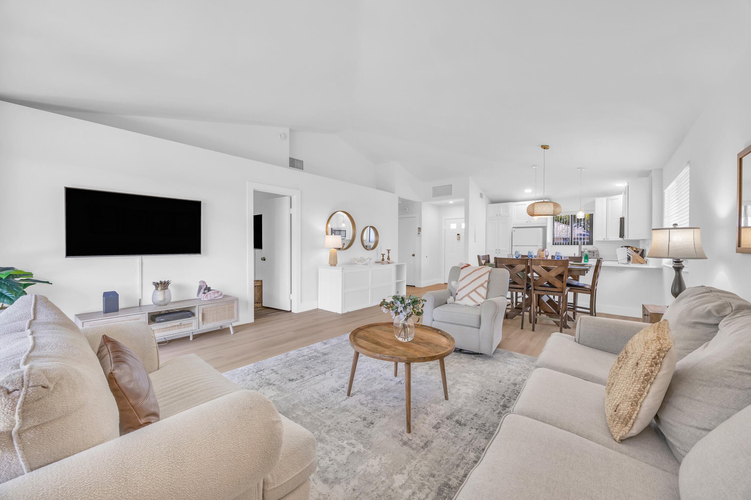 836 Club Drive, Palm Beach Gardens, FL 33418 — photo 12 of 36