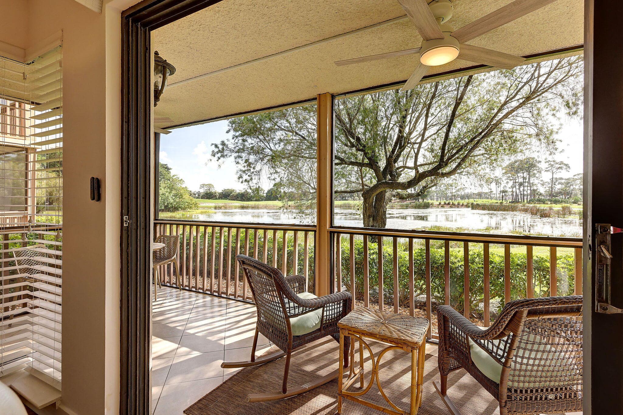 334 Brackenwood Circle, Palm Beach Gardens, FL 33418 — photo 35 of 51