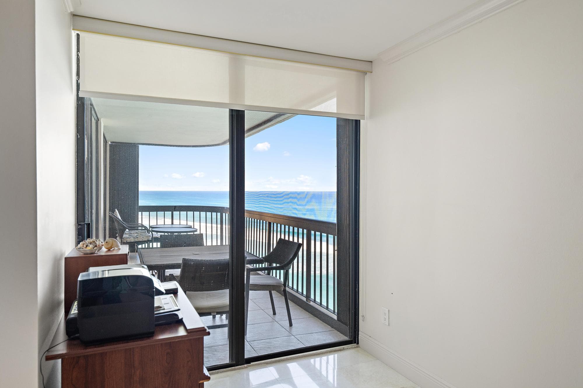 5380 N Ocean Drive 19e, Singer Island, FL 33404 — photo 17 of 34