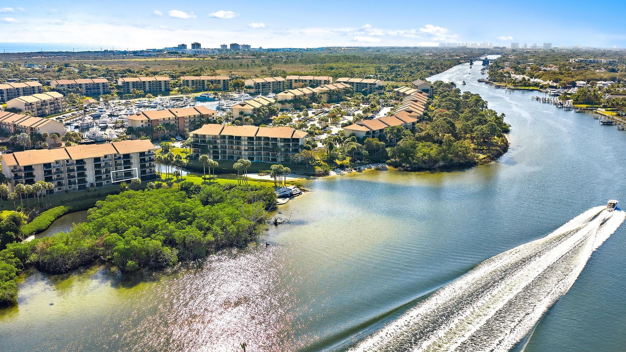 1701 Marina Isle Way 202, Jupiter, FL 33477 — photo 37 of 51