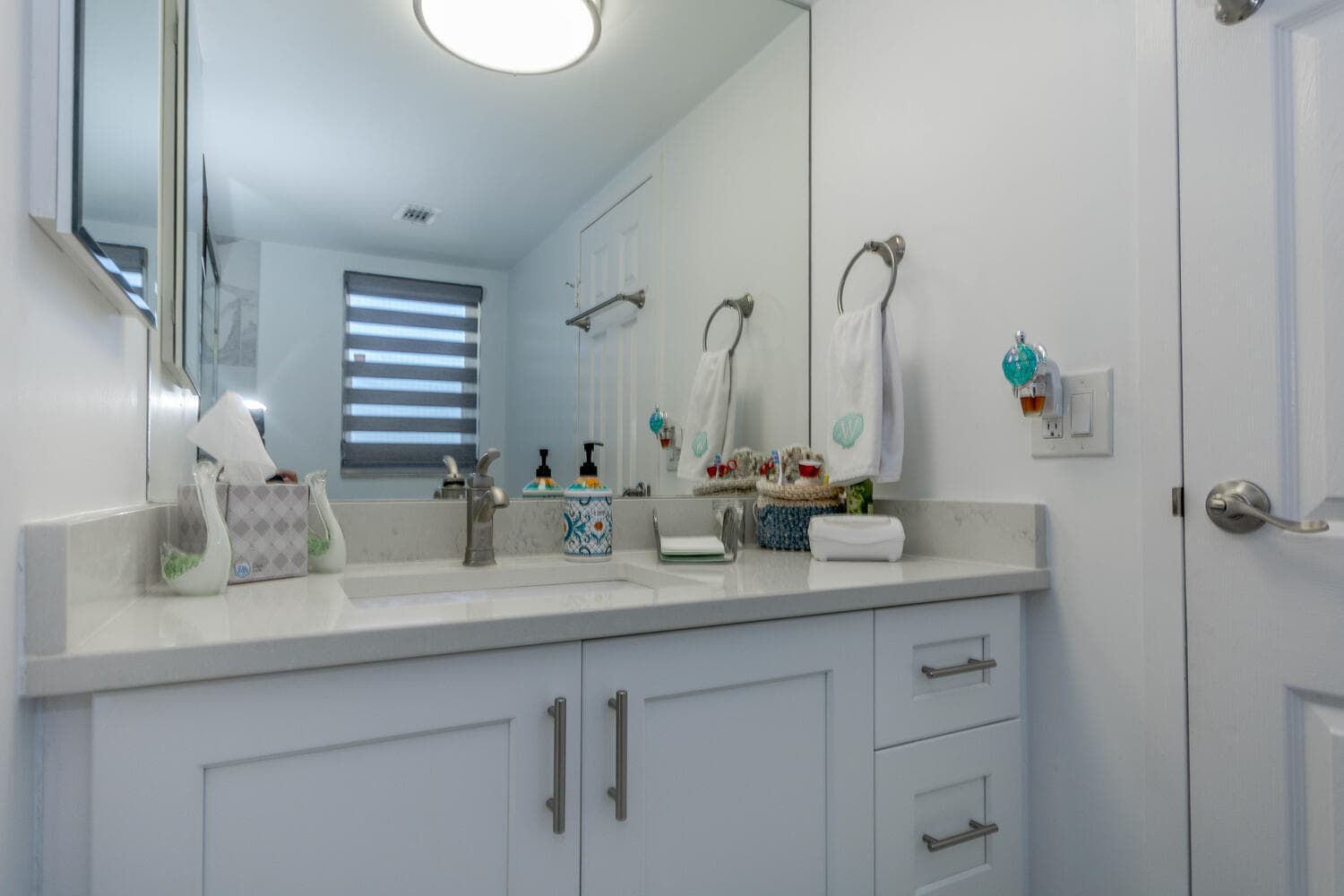3951 Via Poinciana 214, Lake Worth, FL 33467 — photo 11 of 41