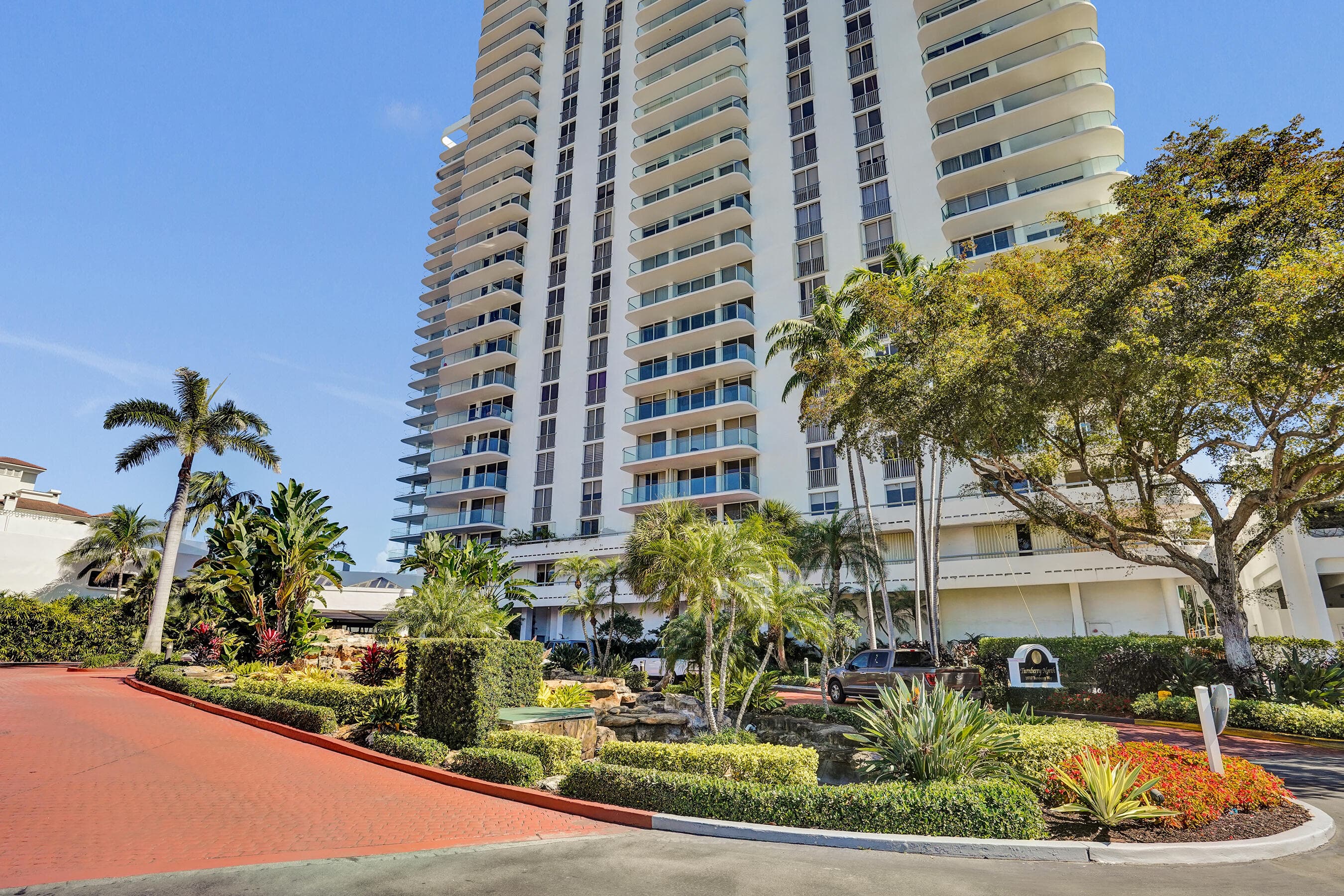 19707 Turnberry Way 18j, Aventura, FL 33180 — photo 5 of 26