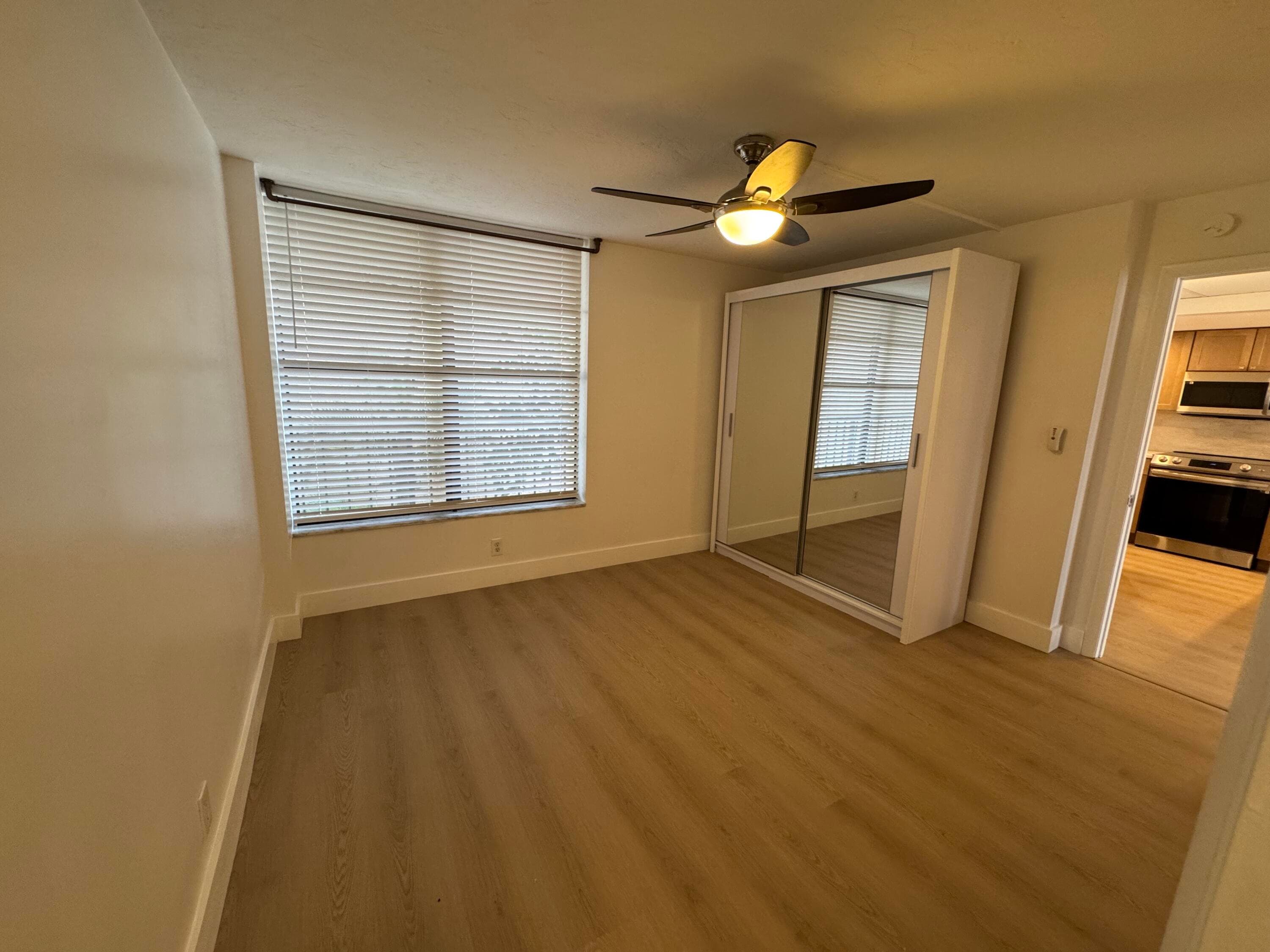 12 Royal Palm Way 2050, Boca Raton, FL 33432 — photo 17 of 27