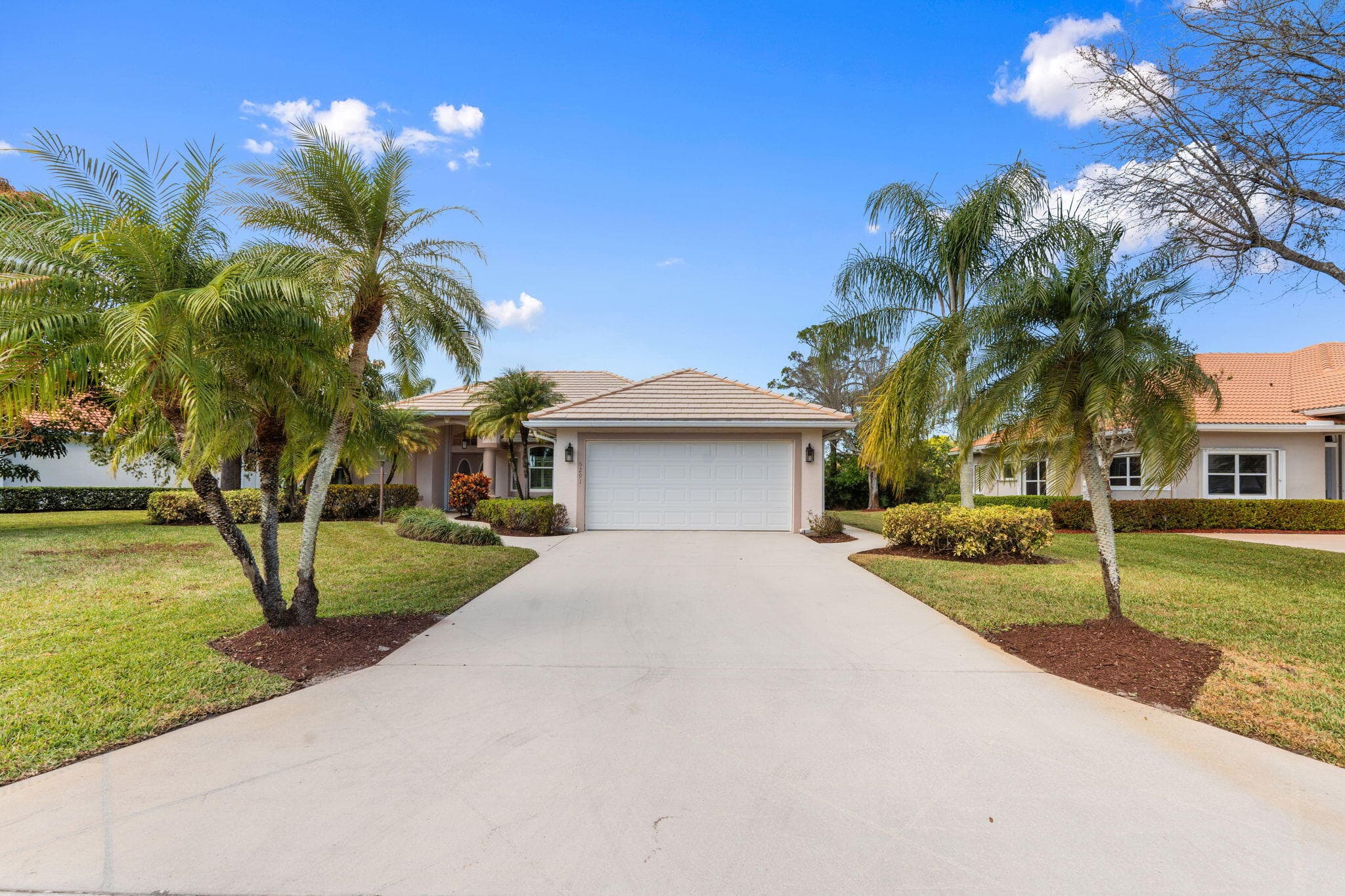 5291 SE Lost Lake Way, Hobe Sound, FL 33455 — photo 7 of 59