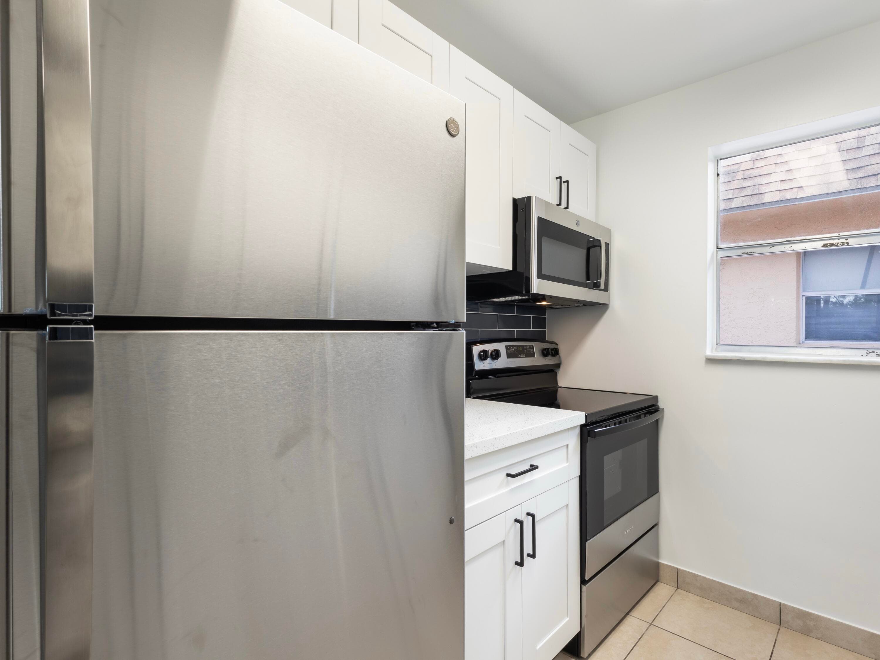450 SW 2nd Avenue 2050, Boca Raton, FL 33432 — photo 2 of 12