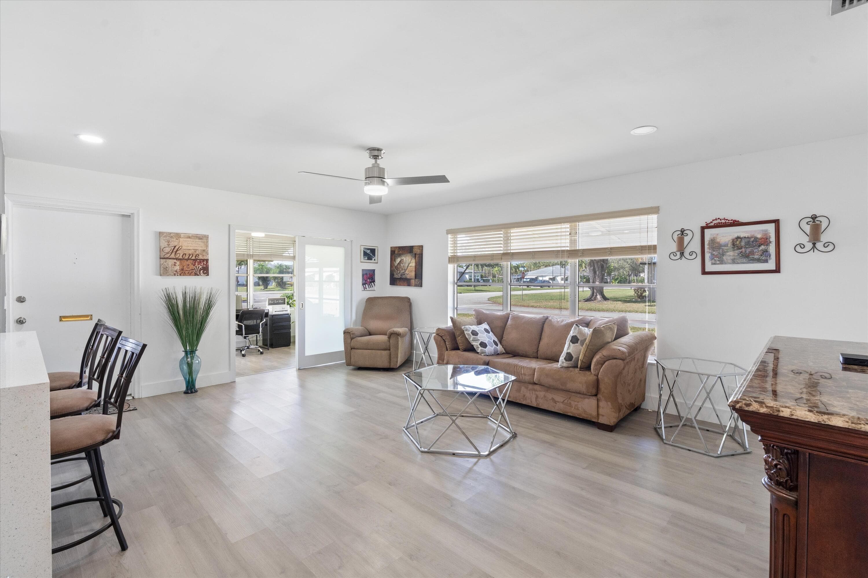 1022 Circle Drive A, Delray Beach, FL 33445 — photo 4 of 25