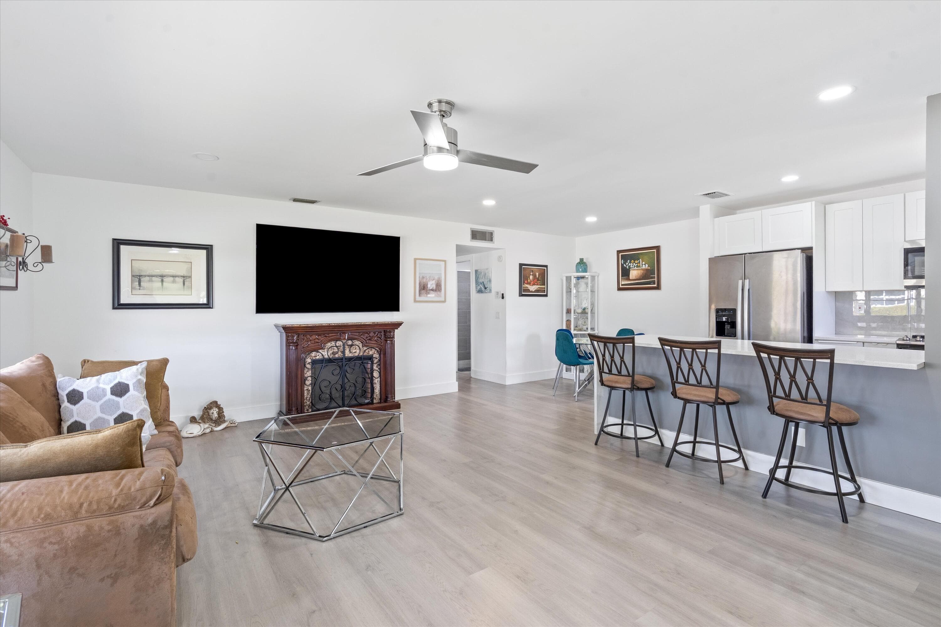 1022 Circle Drive A, Delray Beach, FL 33445 — photo 6 of 25