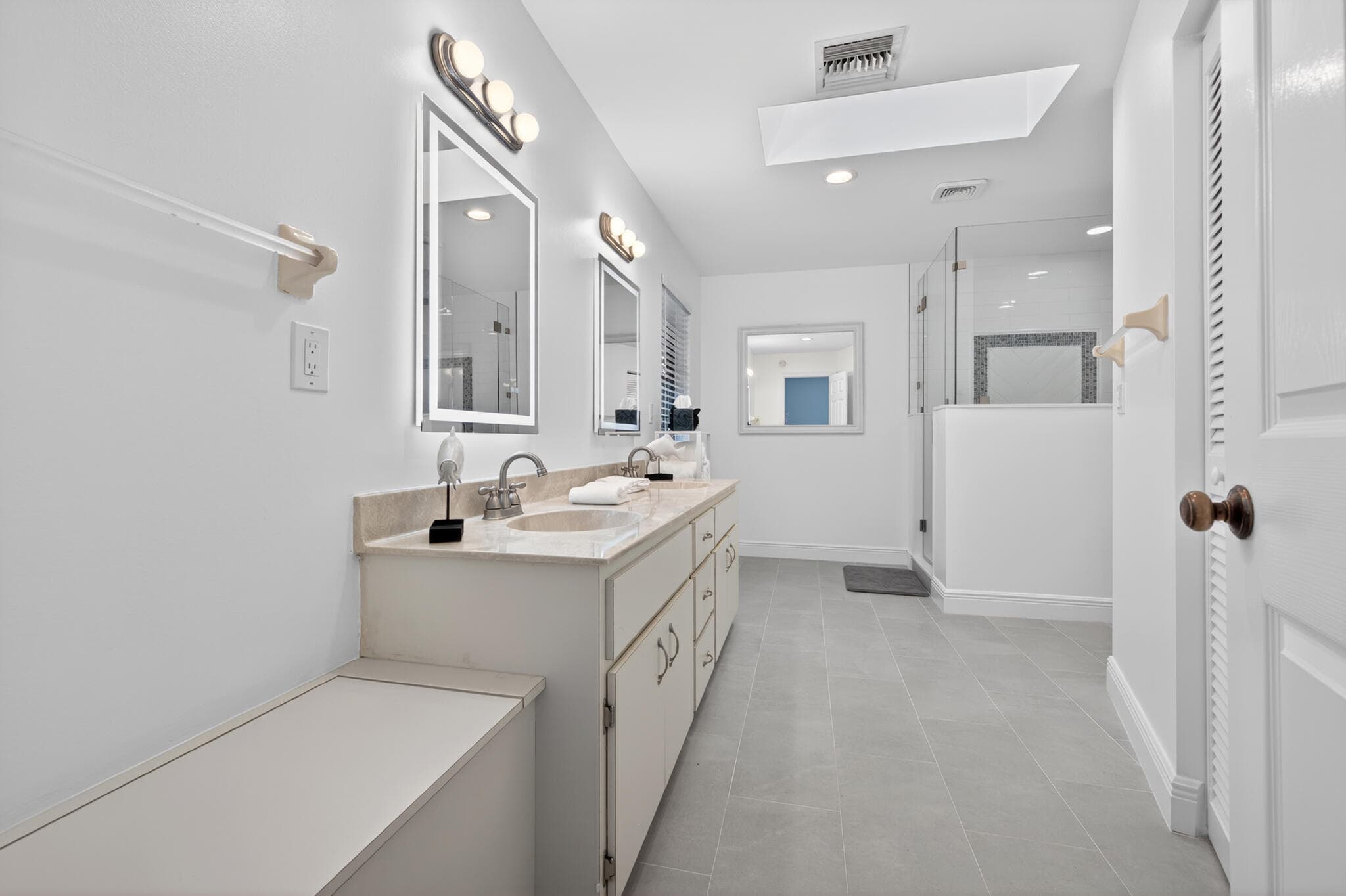 8166 N 155th Place, Palm Beach Gardens, FL 33418 — photo 13 of 20