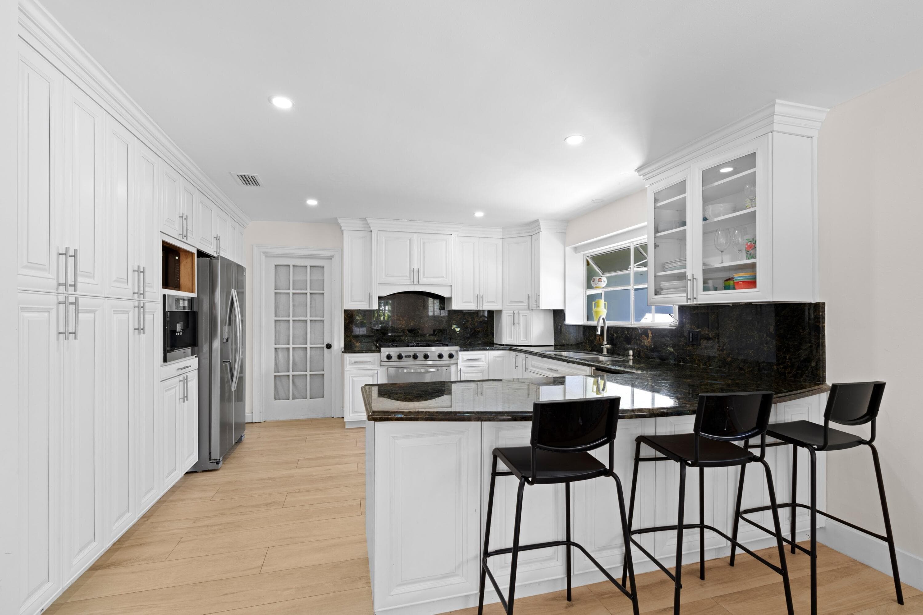 486 NW 1st Street, Boca Raton, FL 33432 — photo 11 of 48