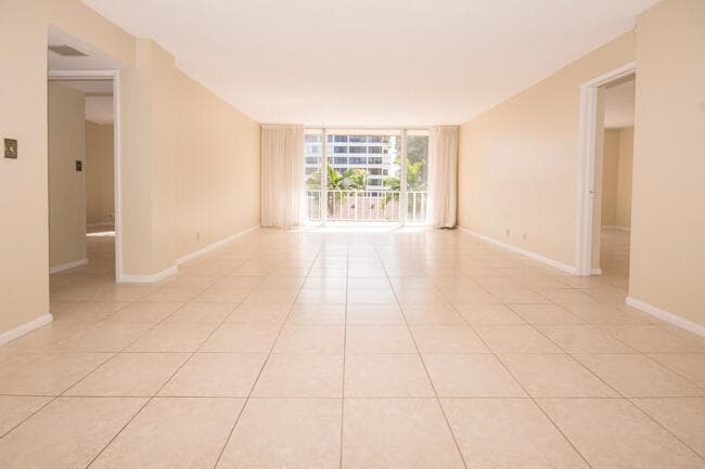3575 S Ocean Boulevard 408, South Palm Beach, FL 33480 — photo 9 of 30