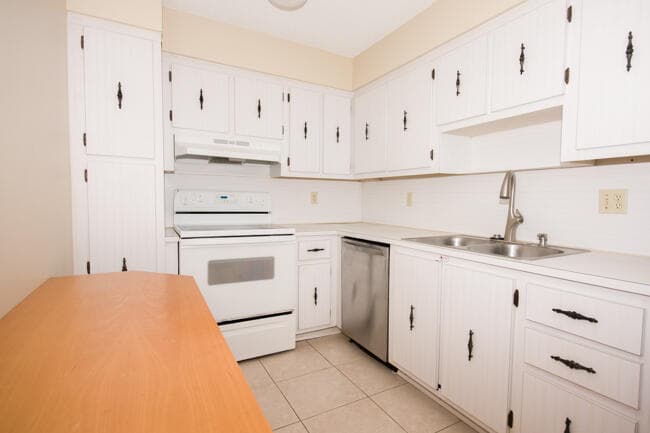 3575 S Ocean Boulevard 408, South Palm Beach, FL 33480 — photo 6 of 30