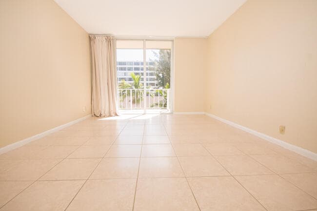 3575 S Ocean Boulevard 408, South Palm Beach, FL 33480 — photo 11 of 30