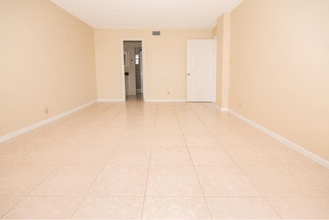 3575 S Ocean Boulevard 408, South Palm Beach, FL 33480 — photo 12 of 30