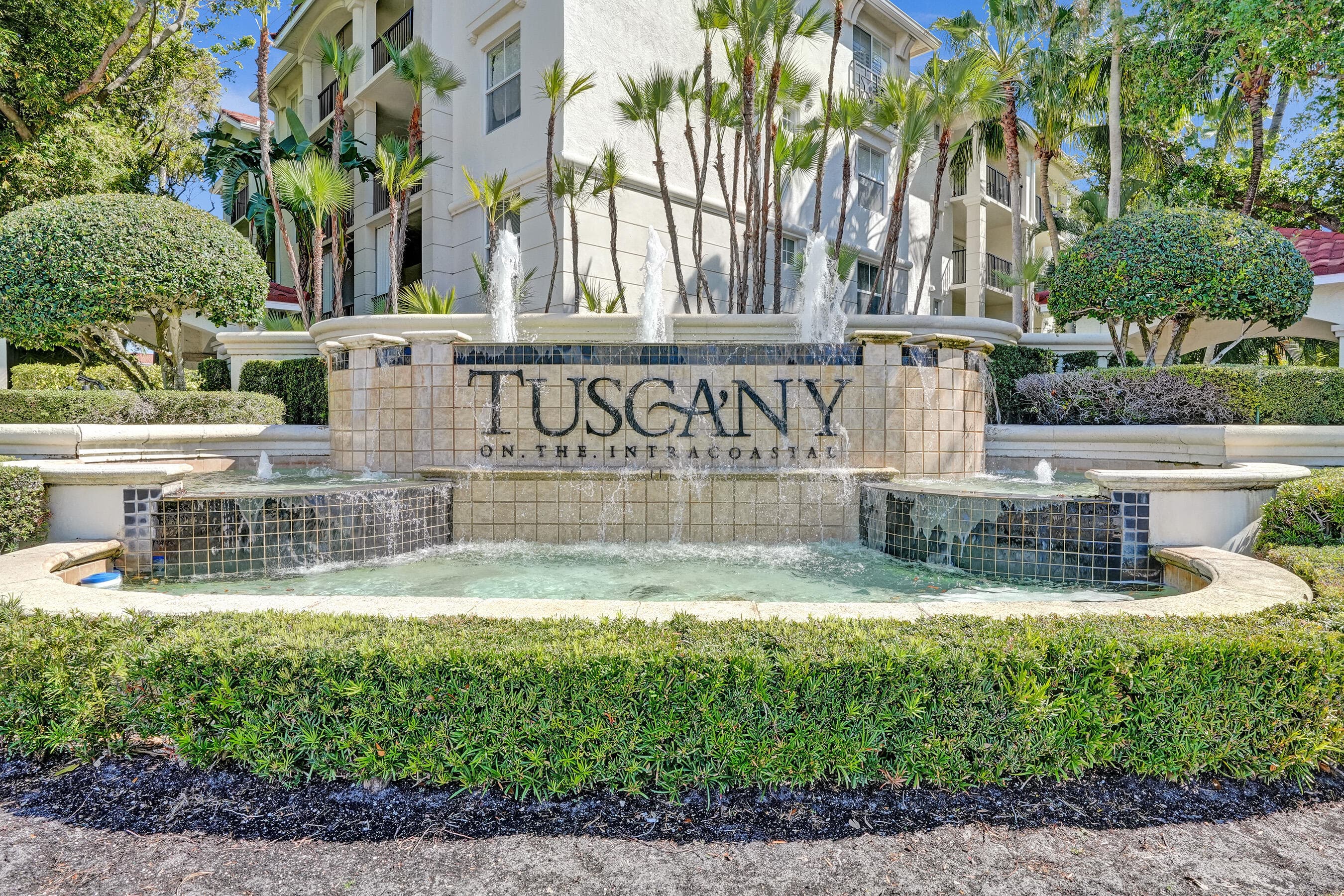 2113 Tuscany Way, Boynton Beach, FL 33435 — photo 3 of 67