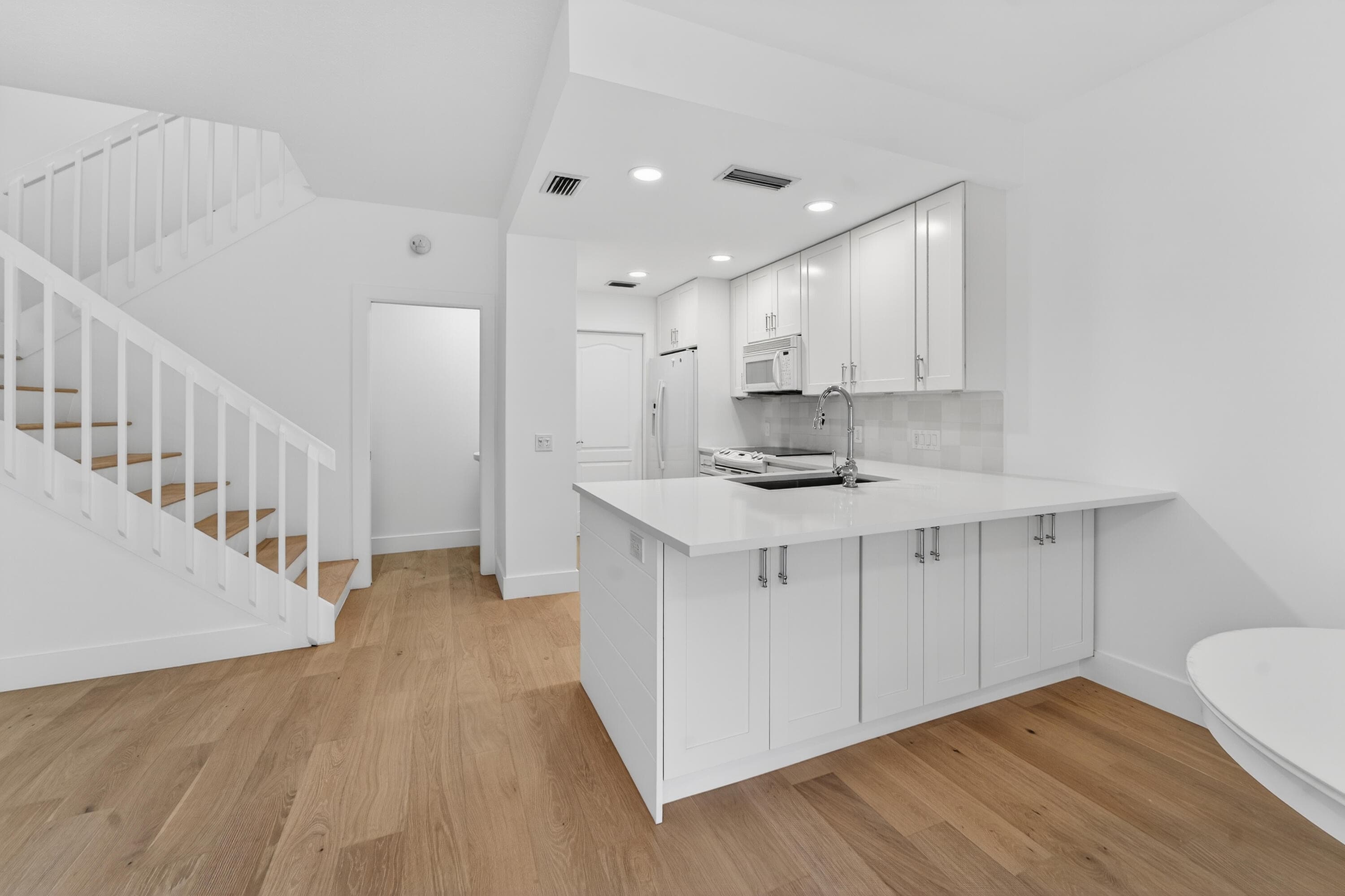 3 Oakland Court, Tequesta, FL 33469 — photo 13 of 48