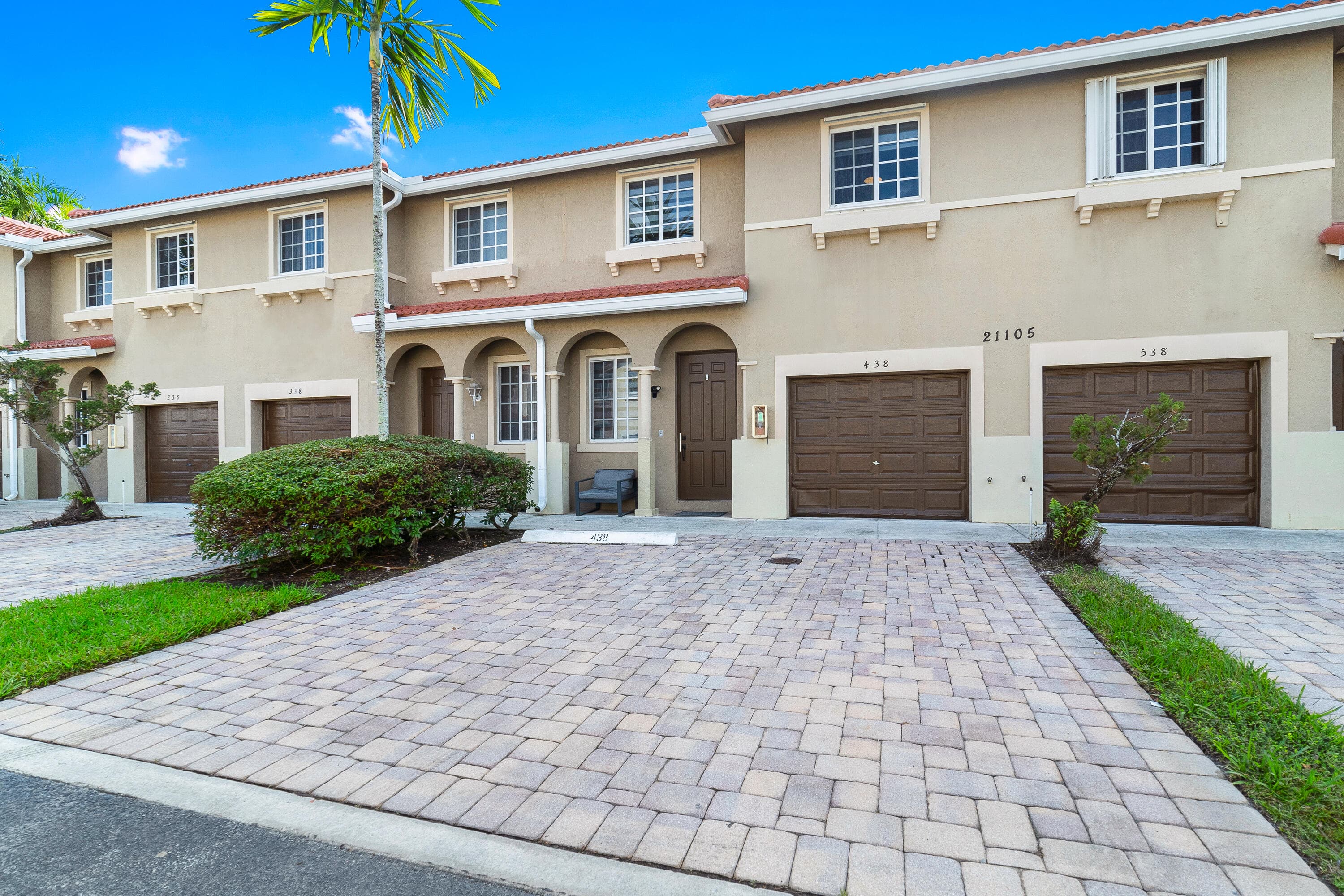 21105 NW 14th Place 4, Miami Gardens, FL 33169 — photo 13 of 66