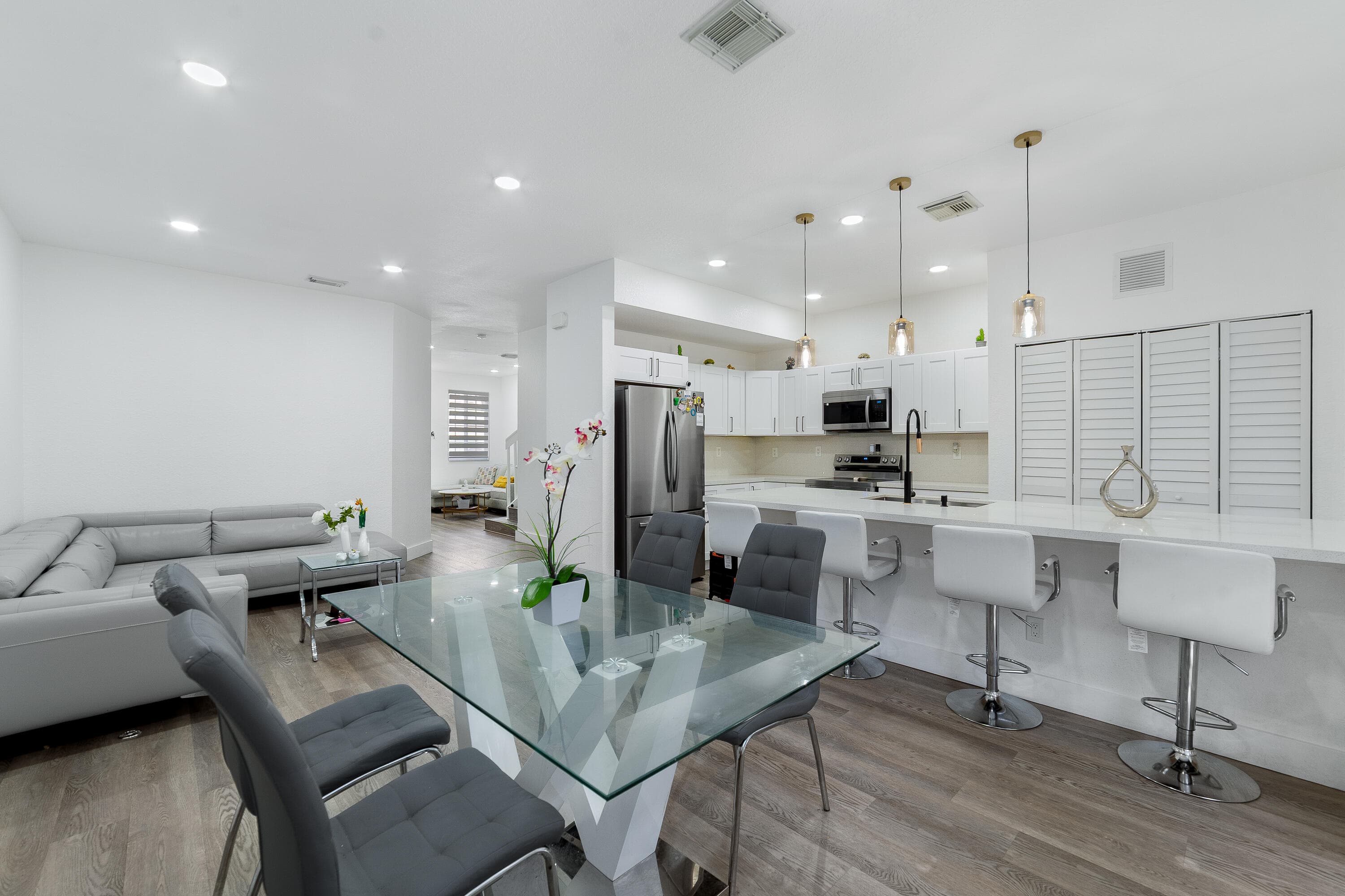 21105 NW 14th Place 4, Miami Gardens, FL 33169 — photo 33 of 66