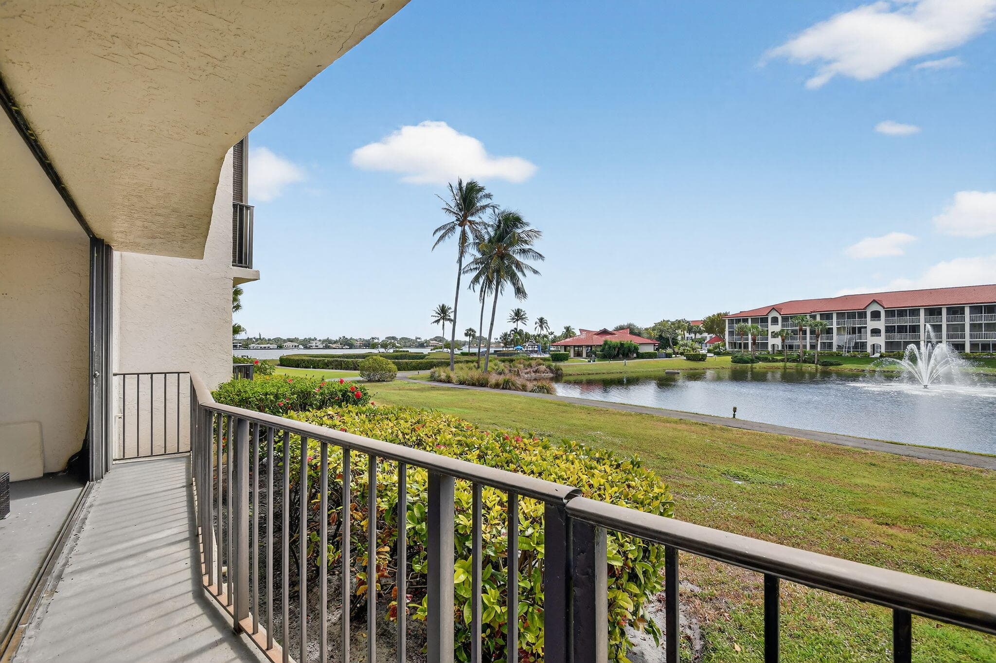 7030 Half Moon Circle 117, Hypoluxo, FL 33462 — photo 30 of 79