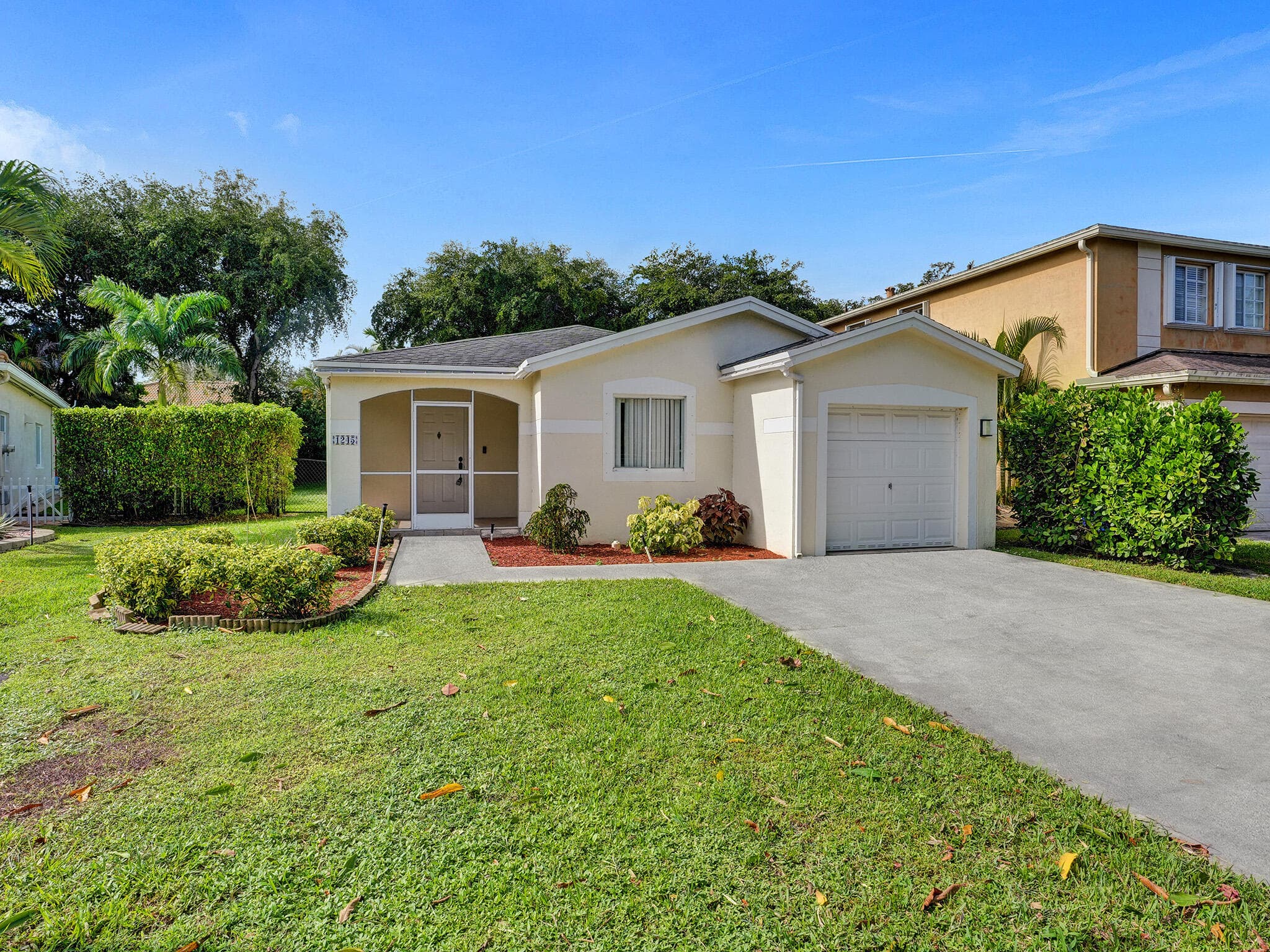 1245 SW 46th Way, Deerfield Beach, FL 33442 — photo 2 of 38