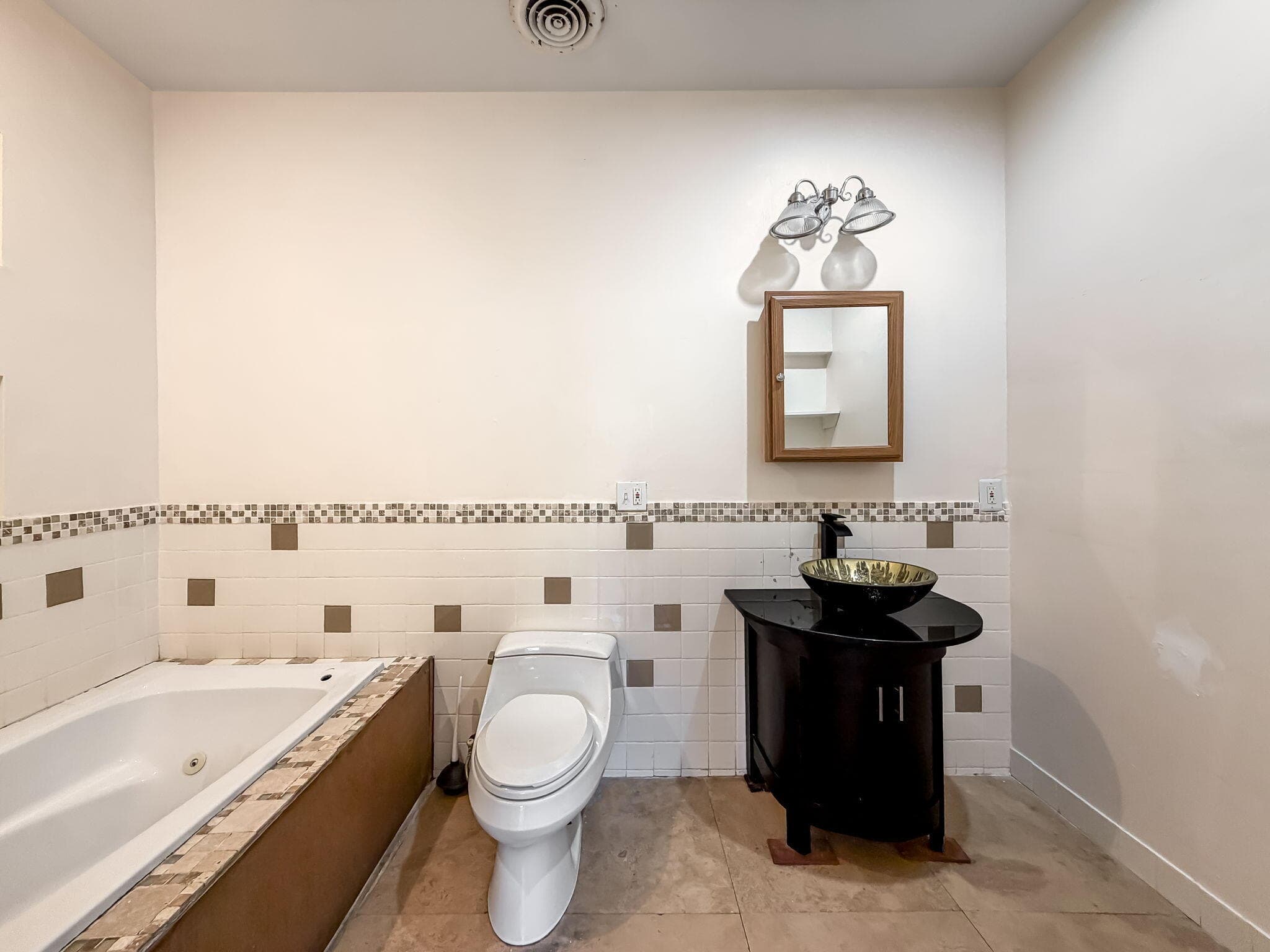 619 30th Street, West Palm Beach, FL 33407 — photo 14 of 57