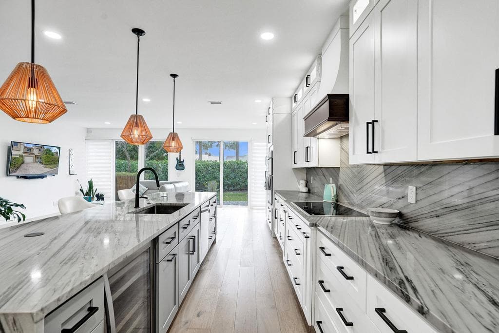 6800 Via Regina, Boca Raton, FL 33433 — photo 11 of 58