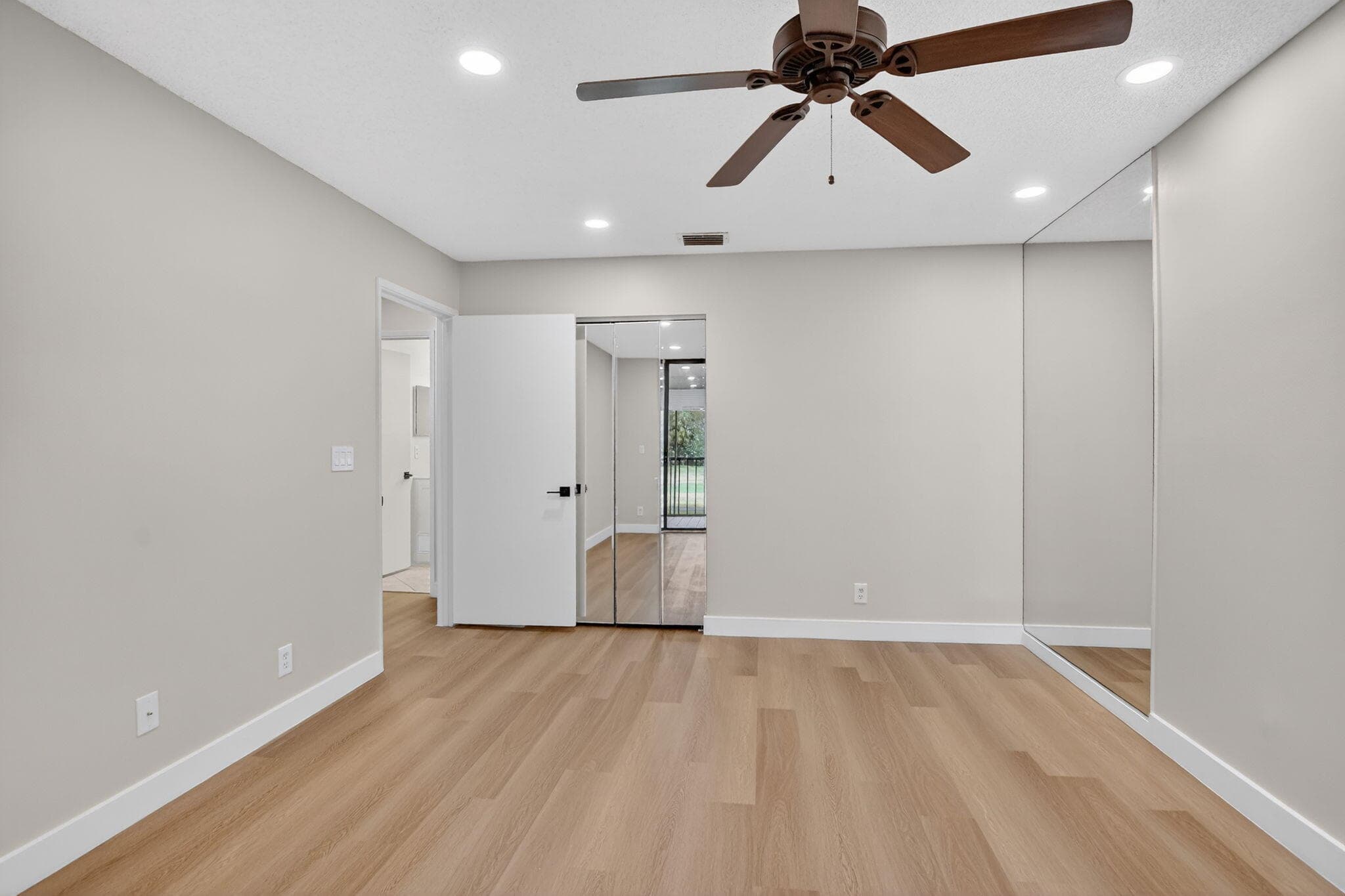 7818 La Mirada Drive 7818, Boca Raton, FL 33433 — photo 19 of 45