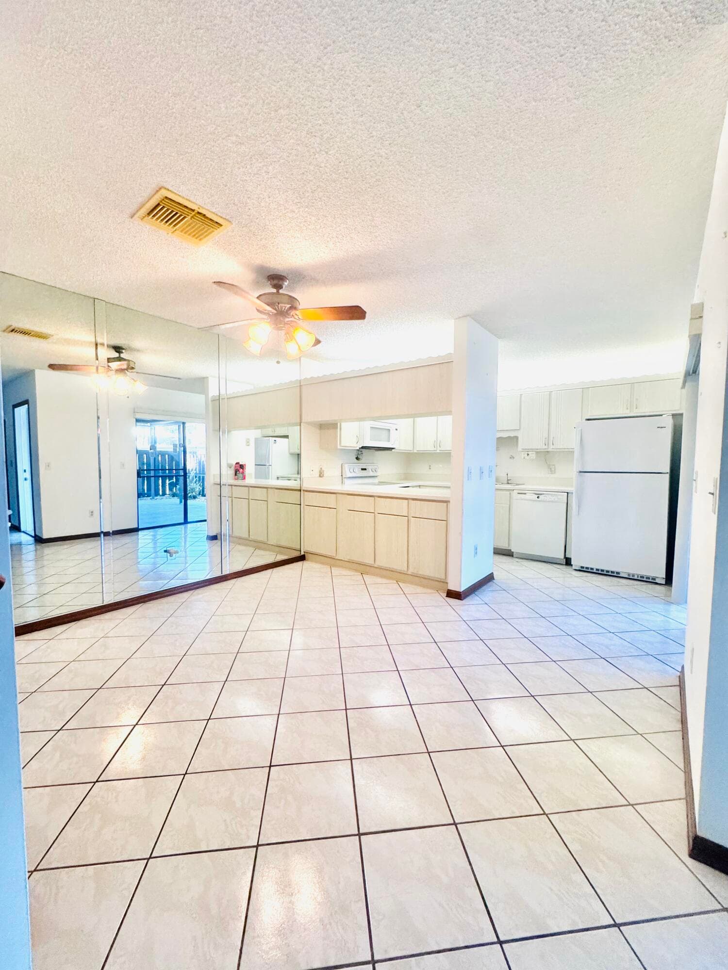 604 SE Castle Court D, Port St. Lucie, FL 34952 — photo 13 of 25