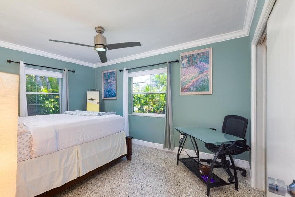145 SE 3rd Avenue, Boynton Beach, FL 33435 — photo 10 of 31