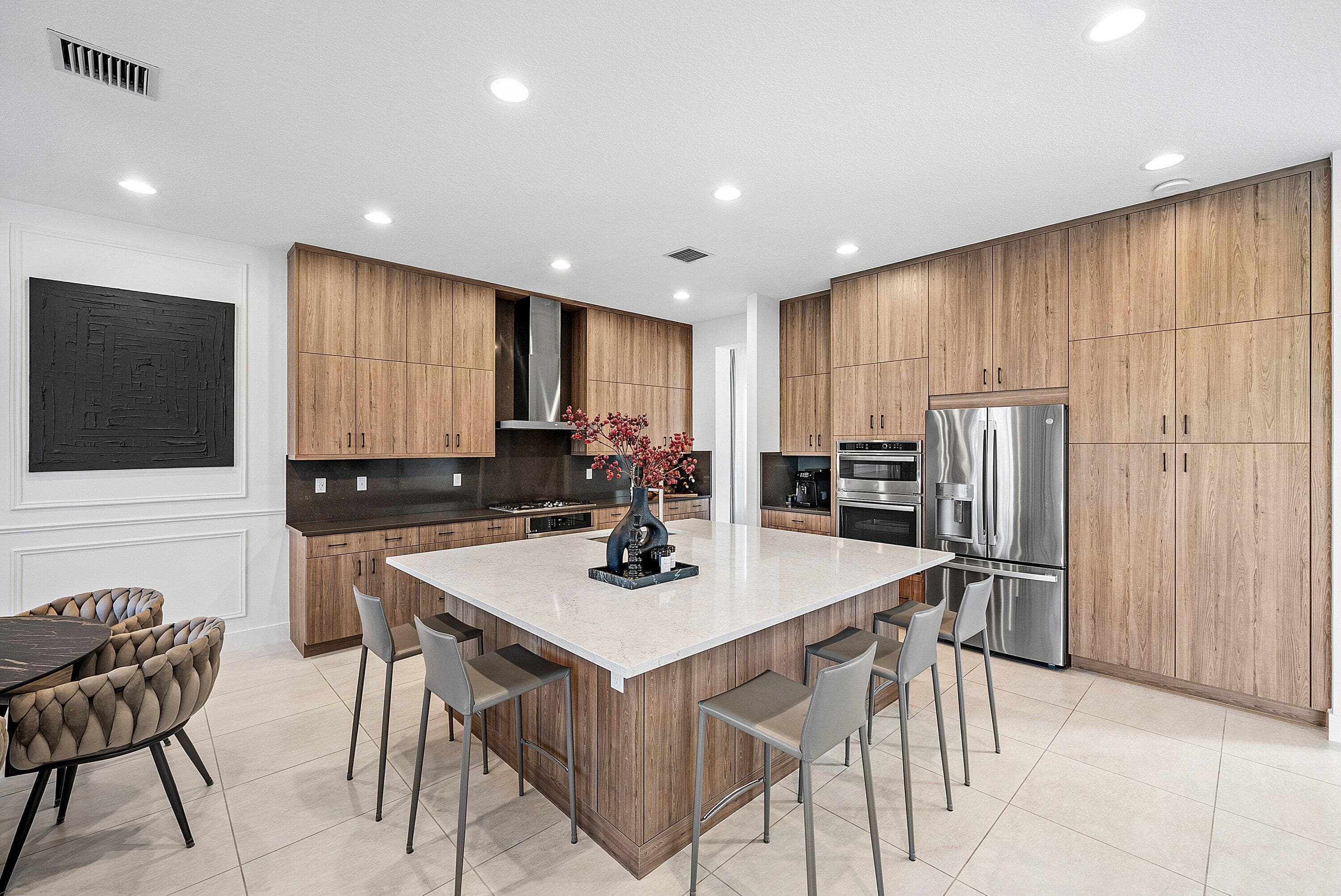 8325 Royal County Down Road, Boca Raton, FL 33434 — photo 13 of 115