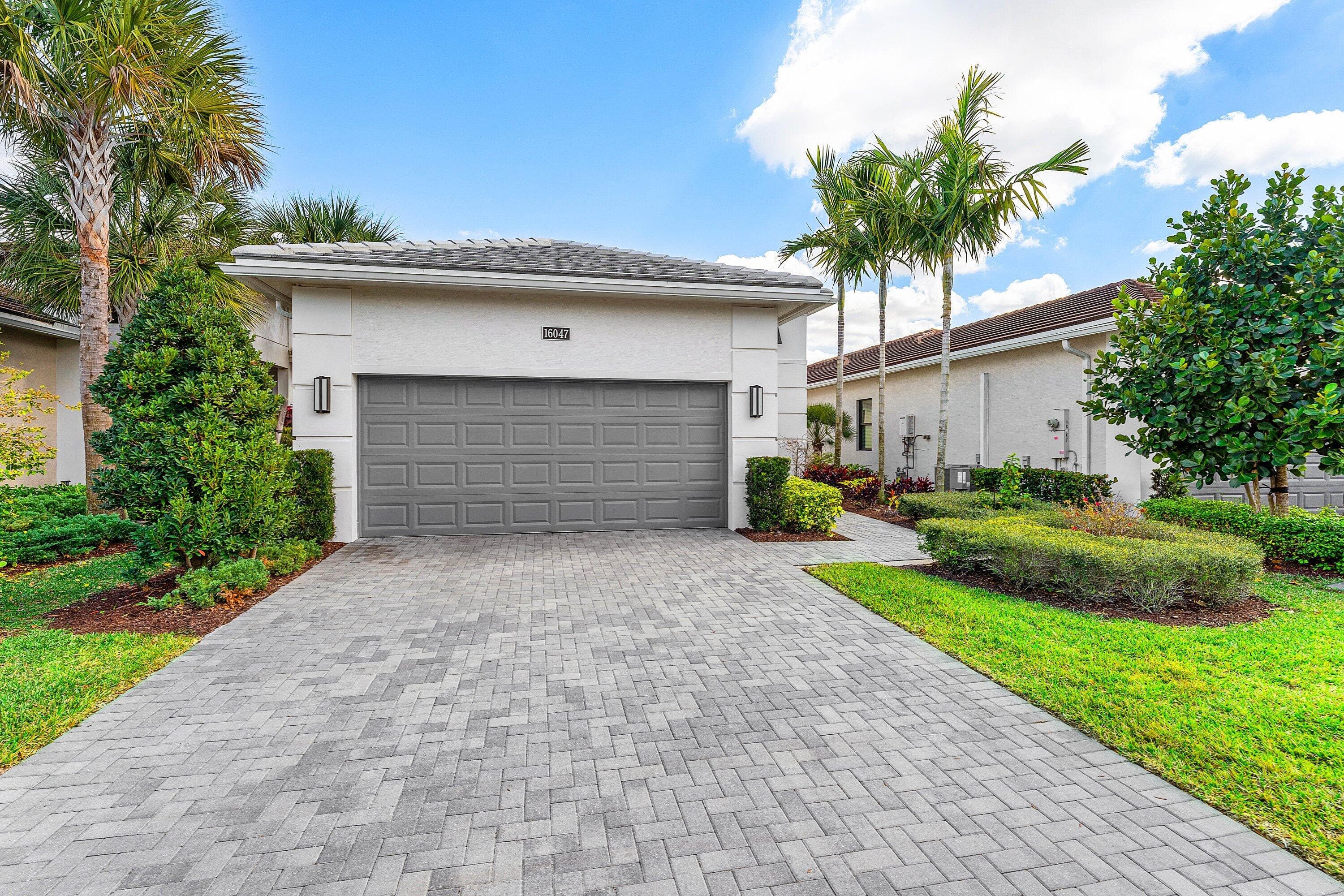 16047 Key Biscayne Lane, Westlake, FL 33470 — photo 2 of 25