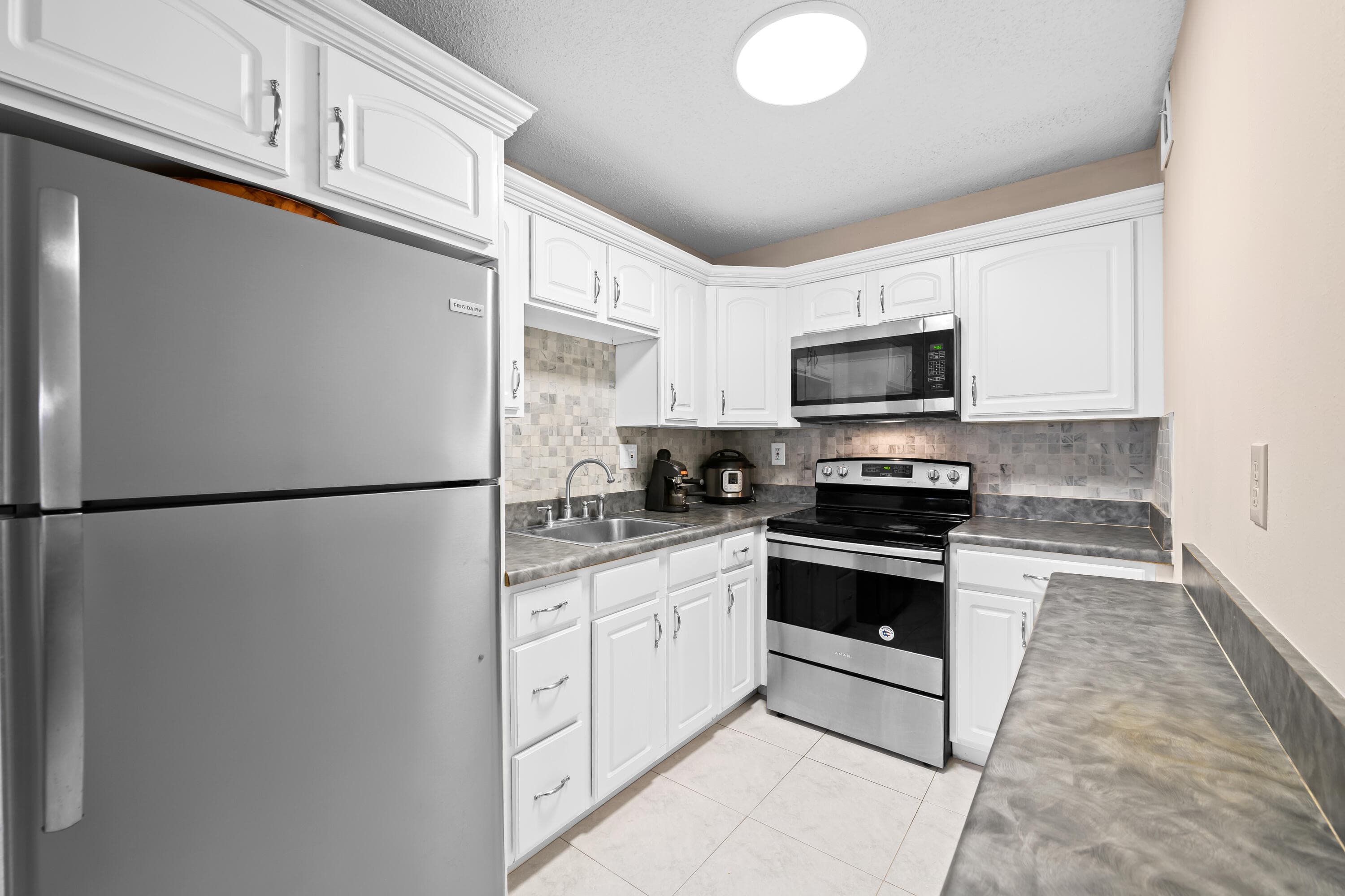 5180 E Sabal Palm Boulevard 239, Tamarac, FL 33319 — photo 1 of 35